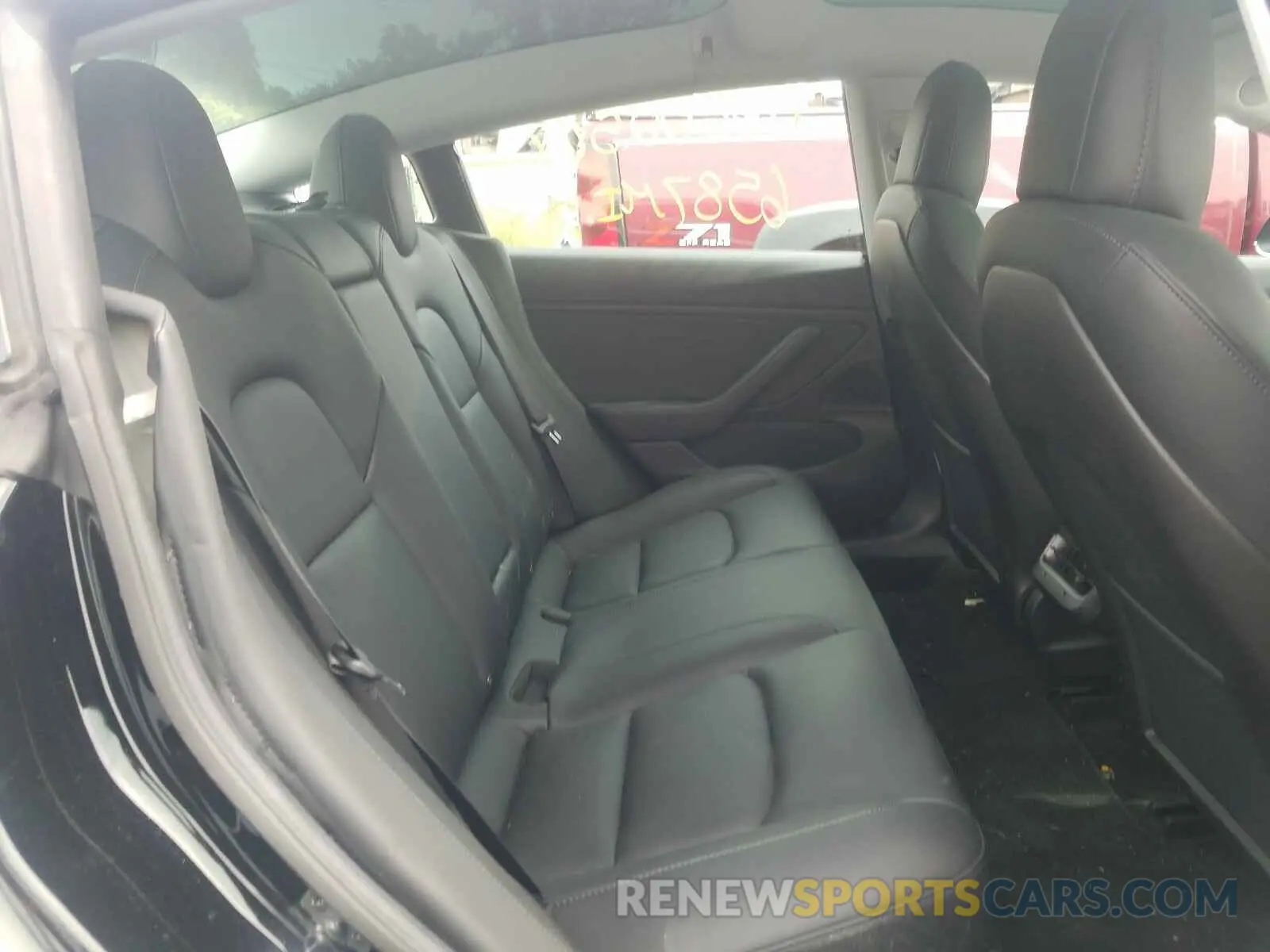 6 fotografías del automóvil dañado 5YJ3E1EB9KF384654 TESLA MODEL 3 2019