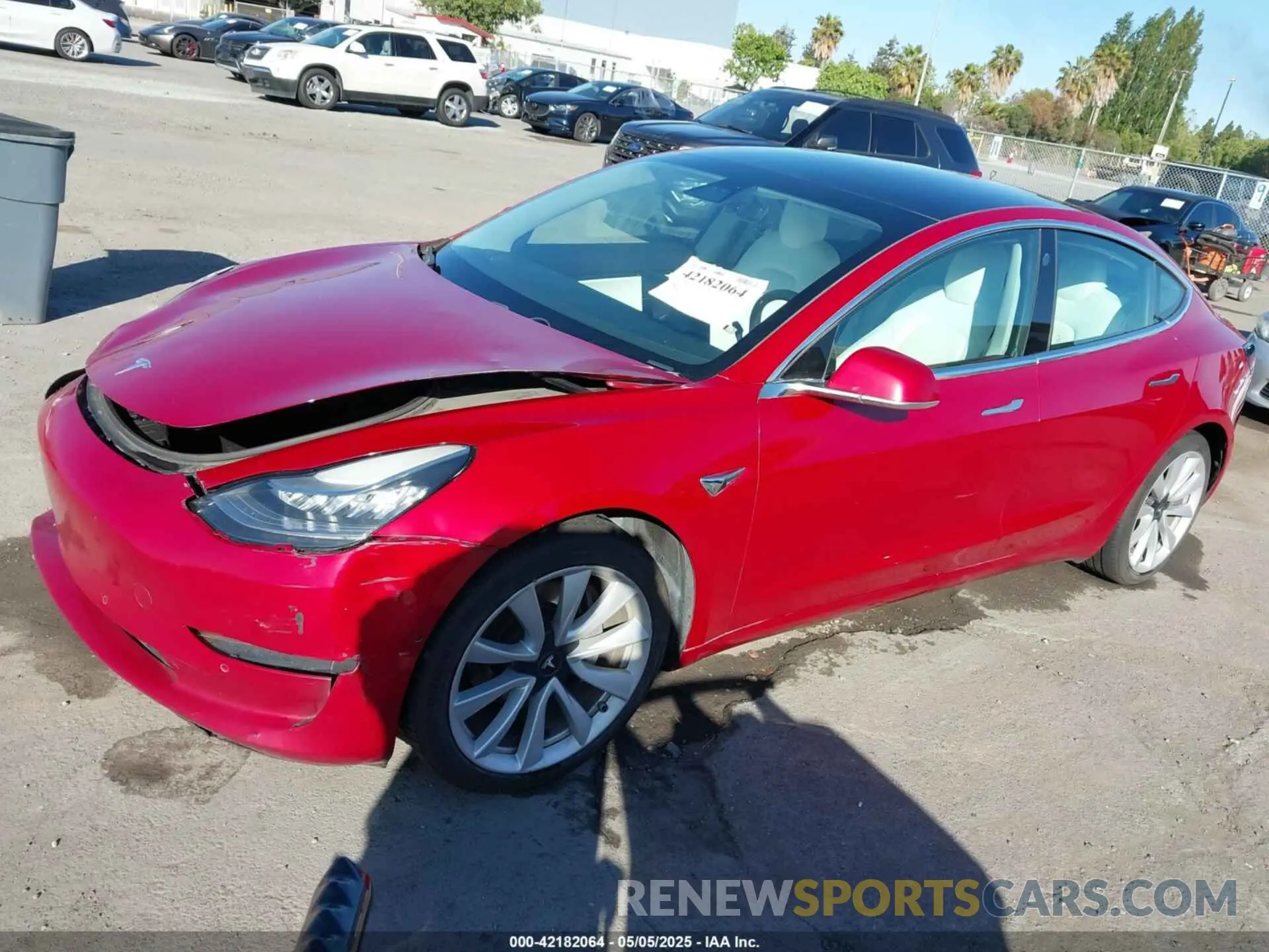 2 fotografías del automóvil dañado 5YJ3E1EB9KF421797 TESLA MODEL 3 2019