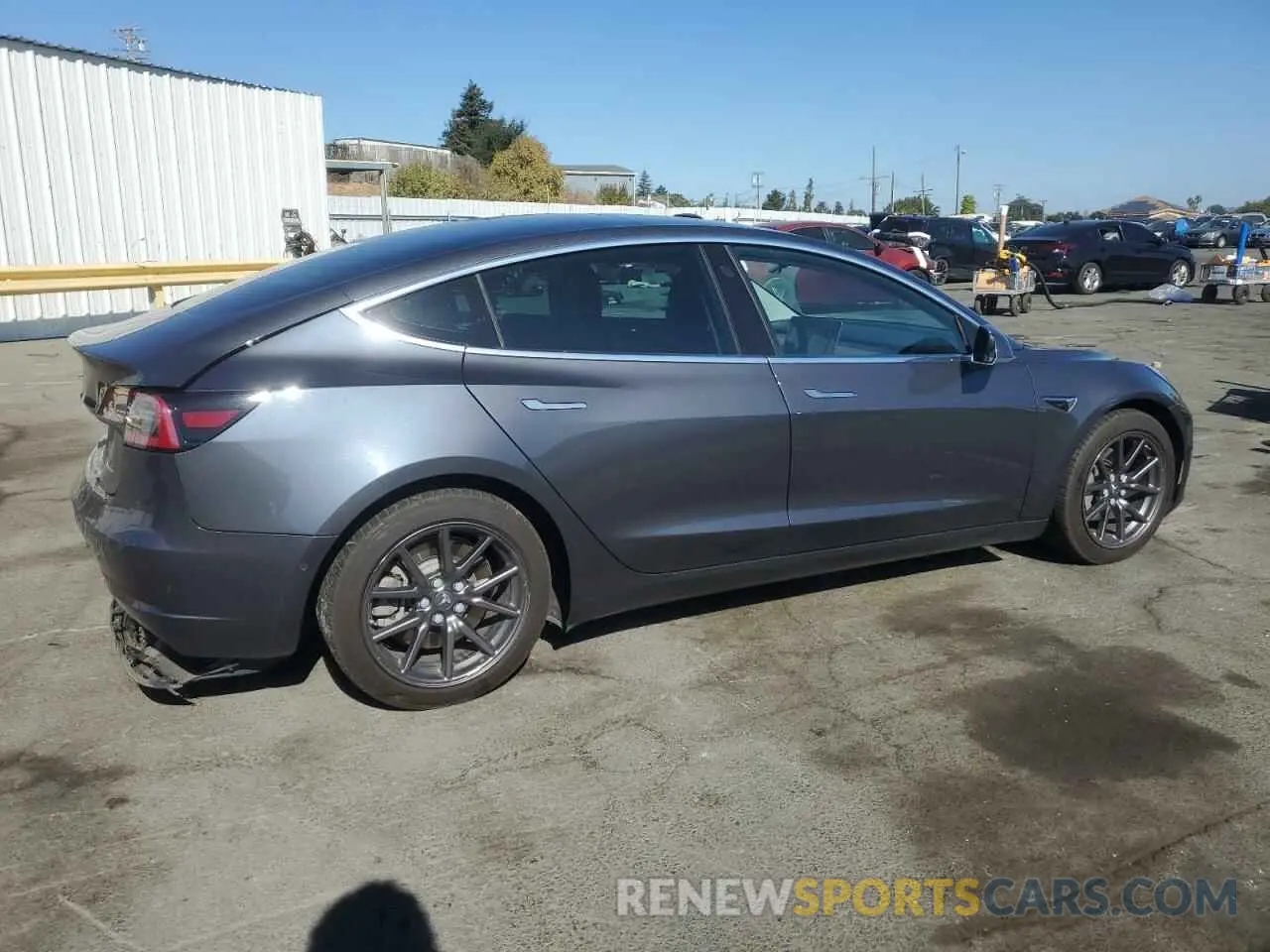3 fotografías del automóvil dañado 5YJ3E1EB9KF432492 TESLA MODEL 3 2019