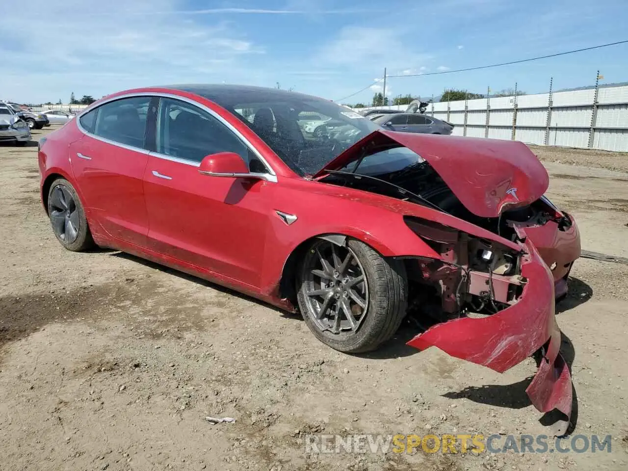4 fotografías del automóvil dañado 5YJ3E1EB9KF432850 TESLA MODEL 3 2019