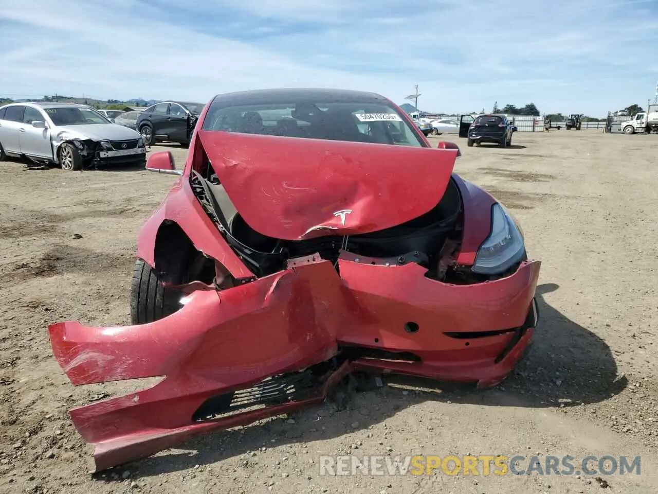 5 fotografías del automóvil dañado 5YJ3E1EB9KF432850 TESLA MODEL 3 2019