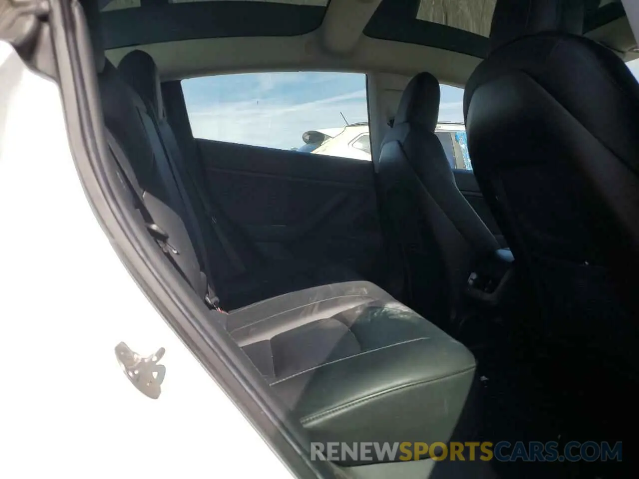 10 fotografías del automóvil dañado 5YJ3E1EB9KF436963 TESLA MODEL 3 2019
