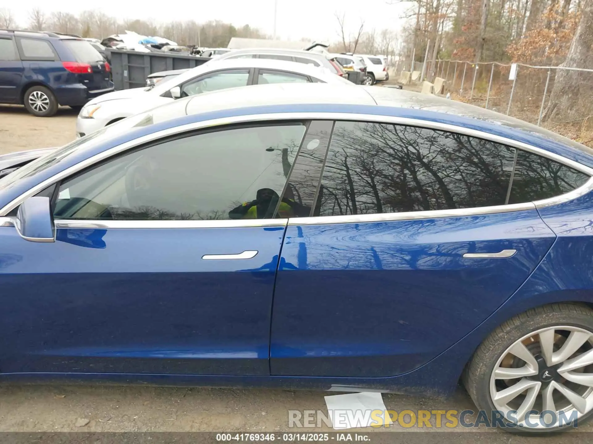 14 fotografías del automóvil dañado 5YJ3E1EB9KF454007 TESLA MODEL 3 2019