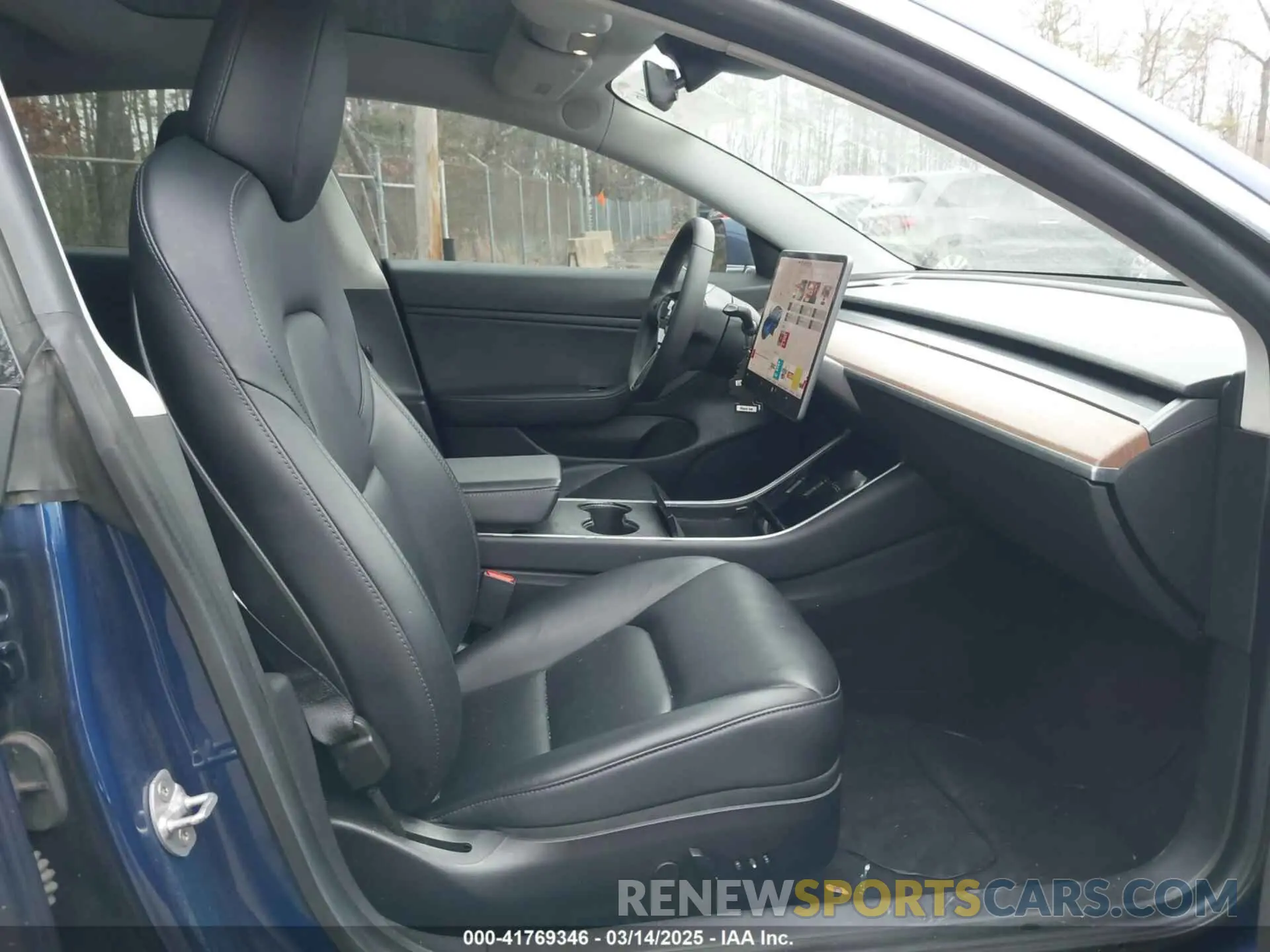 5 fotografías del automóvil dañado 5YJ3E1EB9KF454007 TESLA MODEL 3 2019