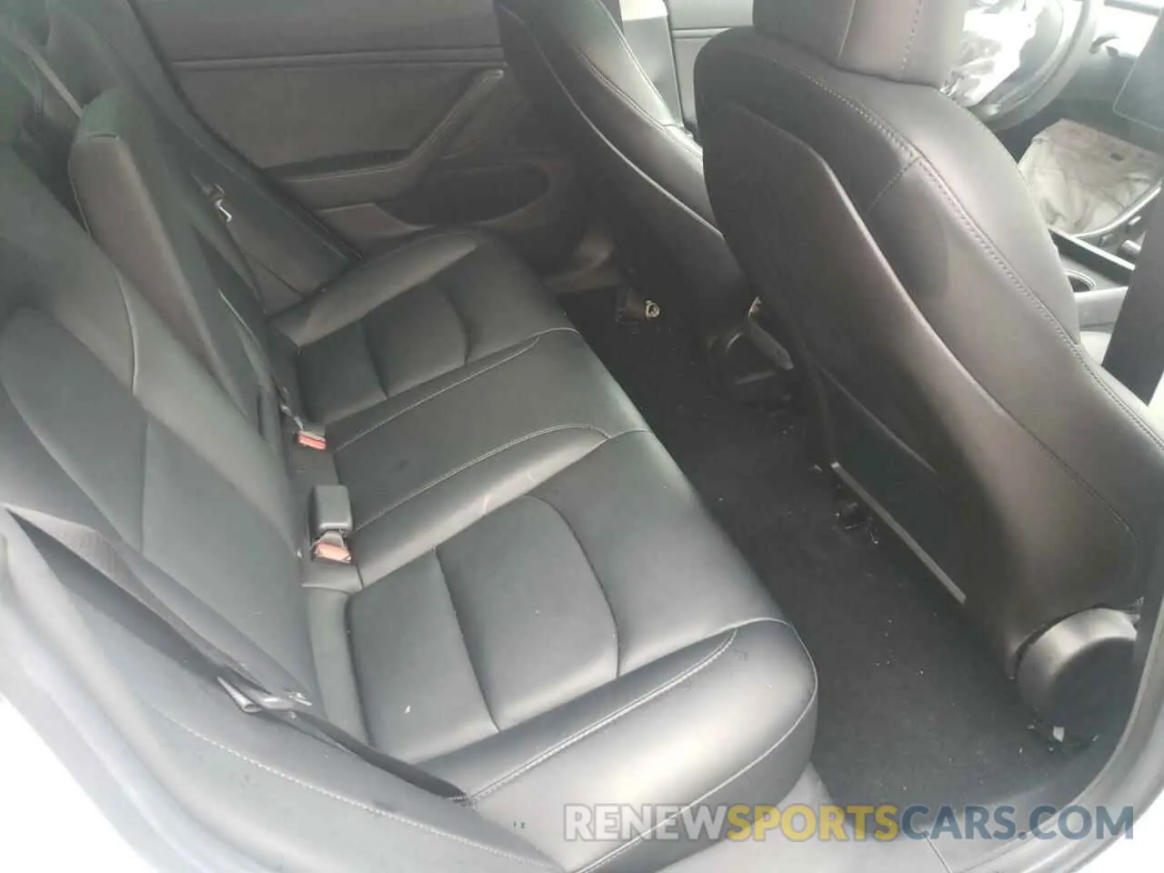 6 fotografías del automóvil dañado 5YJ3E1EB9KF493535 TESLA MODEL 3 2019
