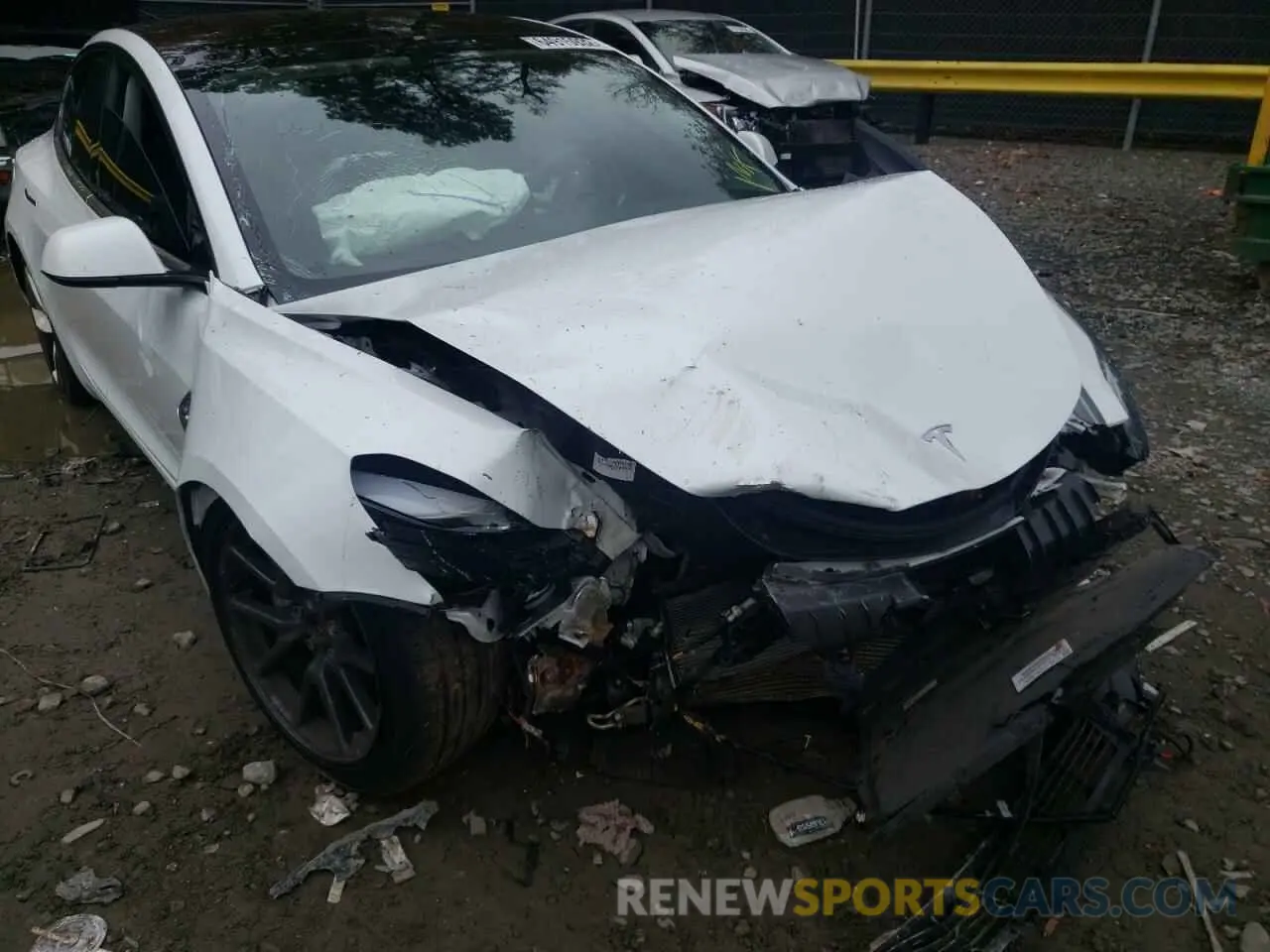 9 fotografías del automóvil dañado 5YJ3E1EB9KF493535 TESLA MODEL 3 2019