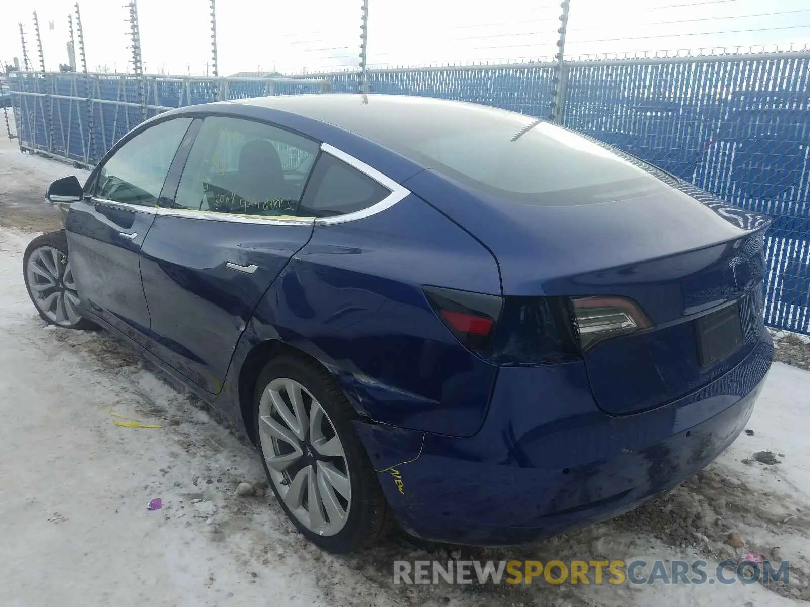 3 fotografías del automóvil dañado 5YJ3E1EB9KF495768 TESLA MODEL 3 2019