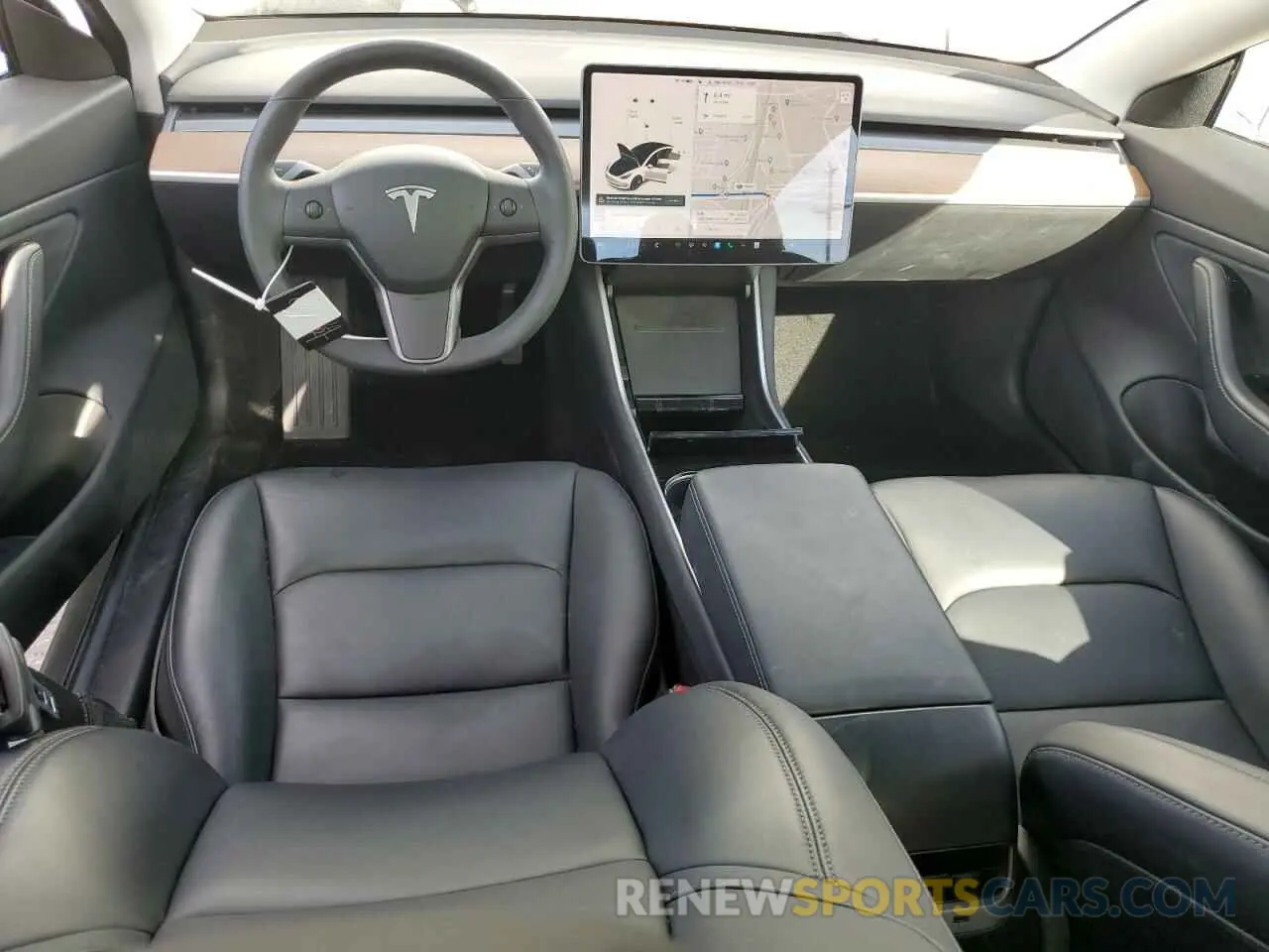 8 fotografías del automóvil dañado 5YJ3E1EB9KF511807 TESLA MODEL 3 2019