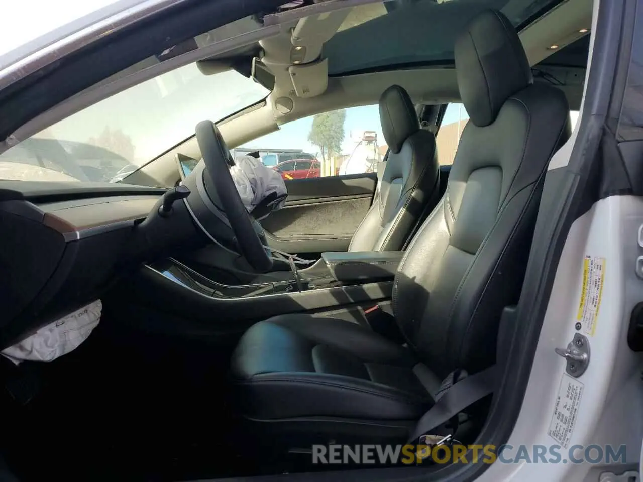 7 fotografías del automóvil dañado 5YJ3E1EB9KF512486 TESLA MODEL 3 2019