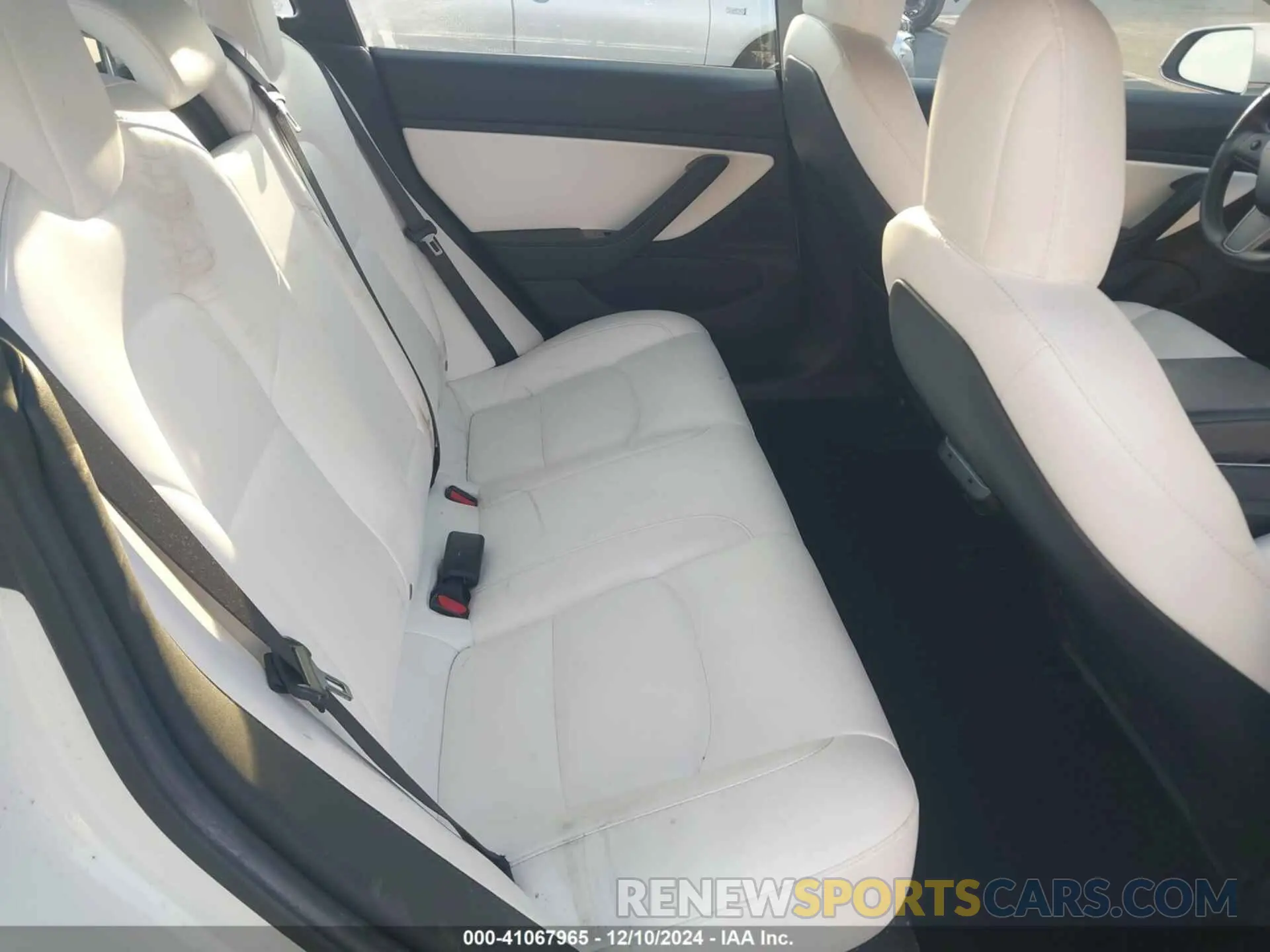 8 fotografías del automóvil dañado 5YJ3E1EB9KF514626 TESLA MODEL 3 2019