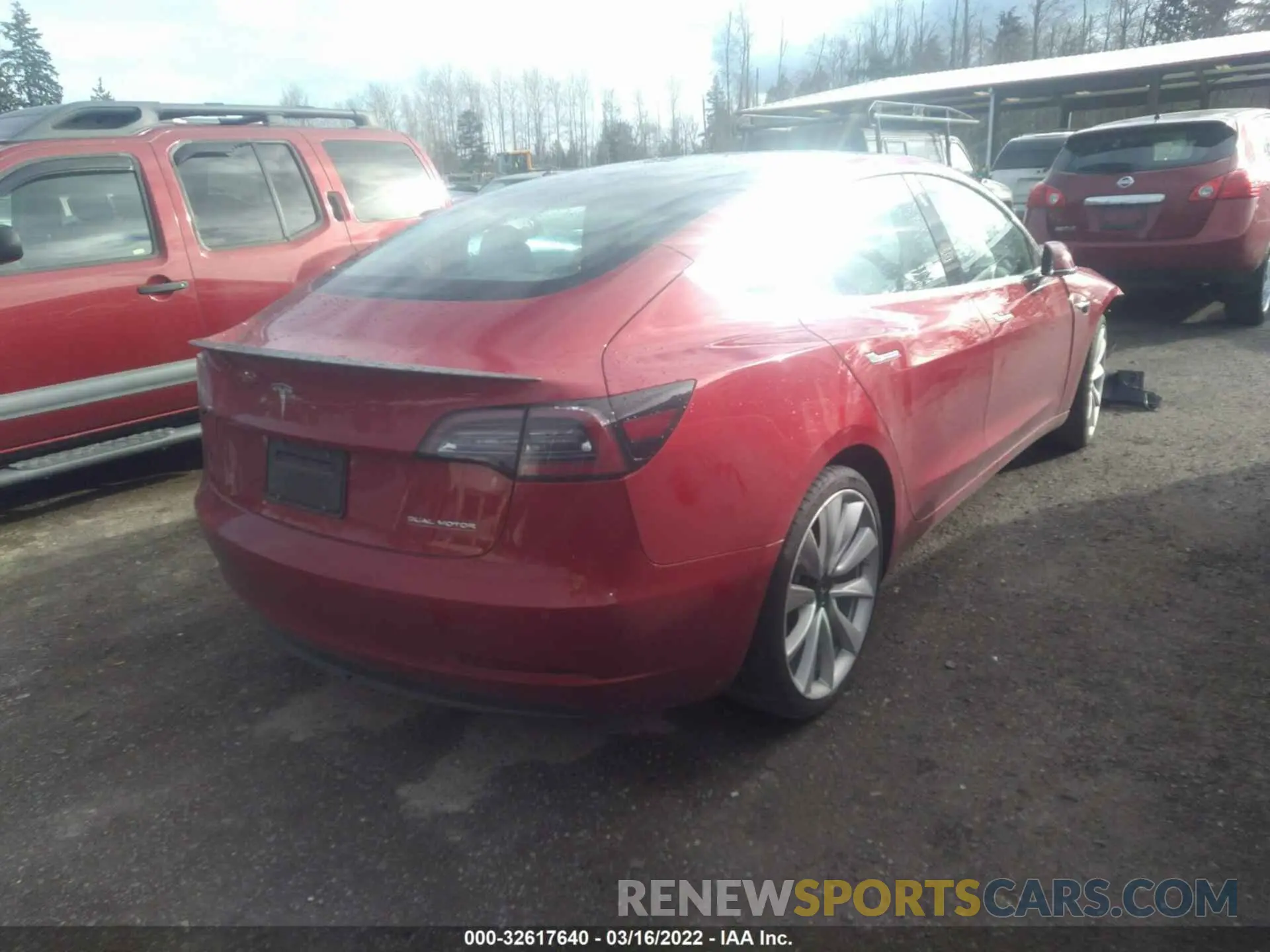 4 fotografías del automóvil dañado 5YJ3E1EB9KF528784 TESLA MODEL 3 2019