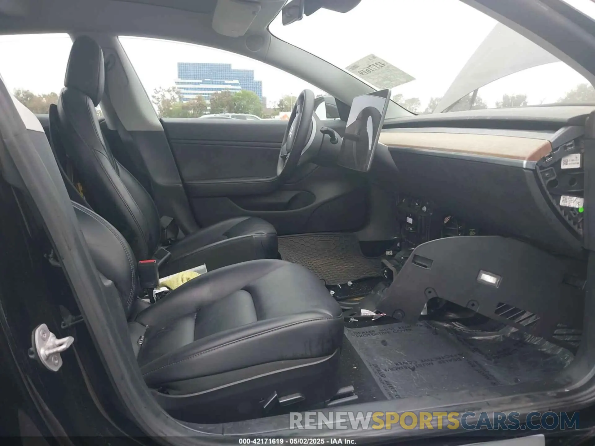 5 fotografías del automóvil dañado 5YJ3E1EBBKF208599 TESLA MODEL 3 2019