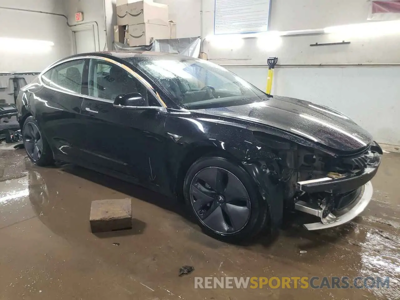 4 fotografías del automóvil dañado 5YJ3E1EBXKF193521 TESLA MODEL 3 2019