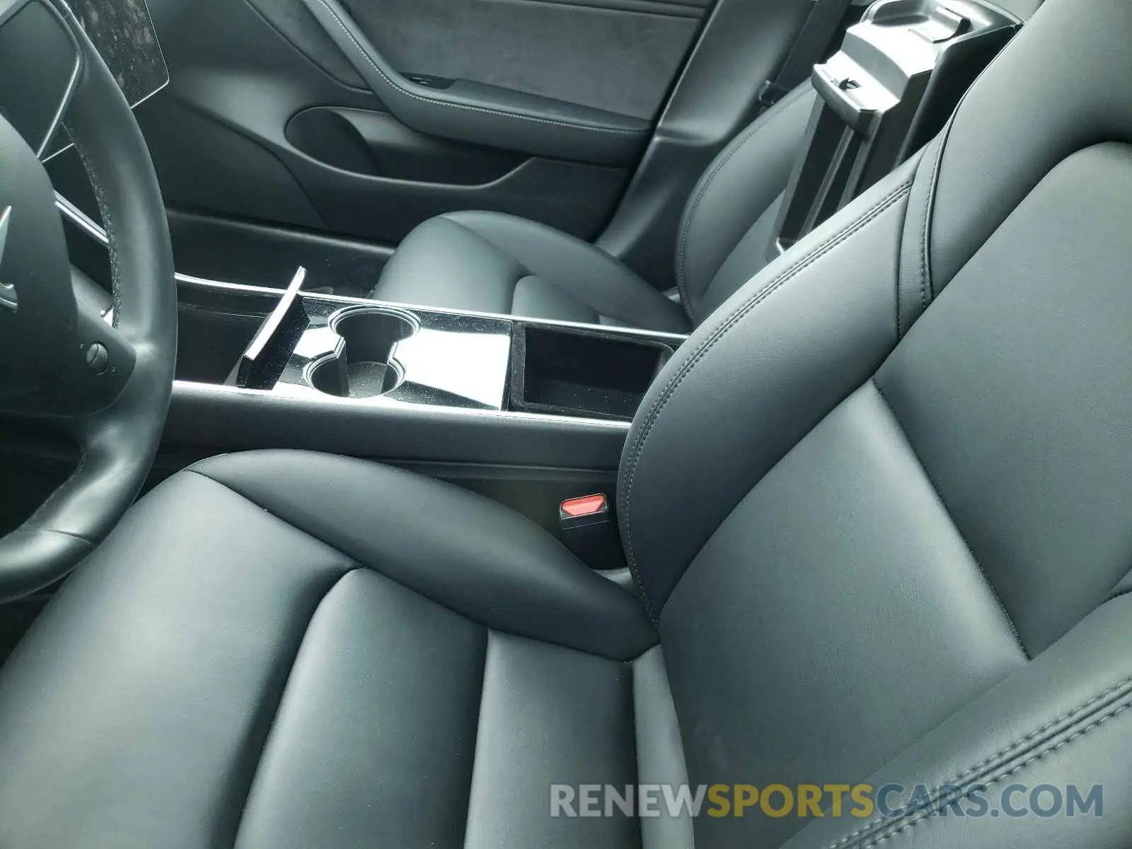 8 fotografías del automóvil dañado 5YJ3E1EBXKF205795 TESLA MODEL 3 2019