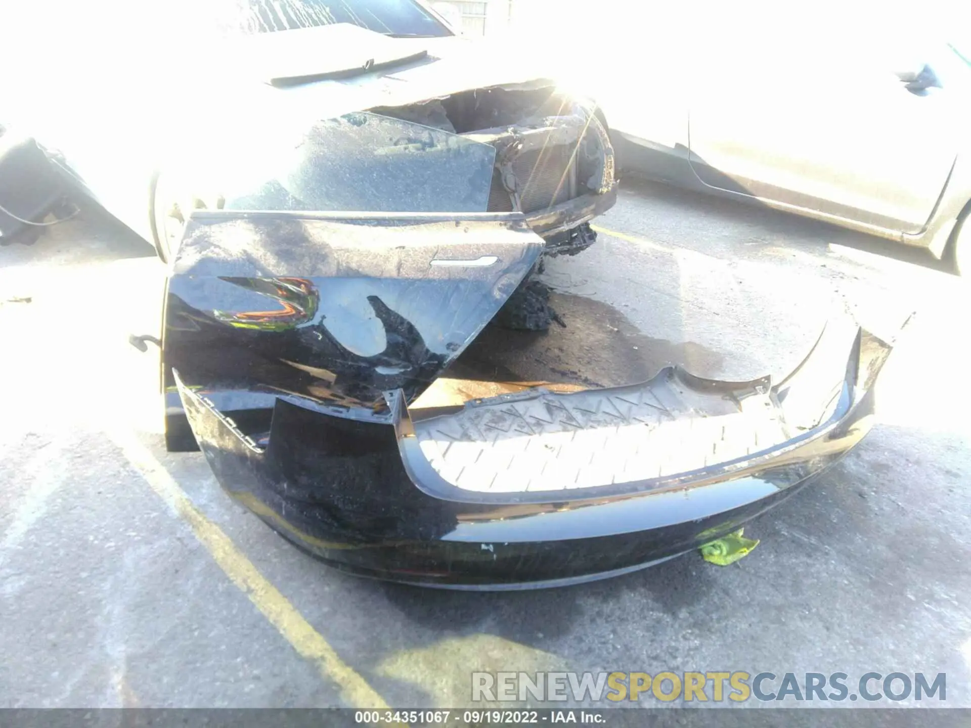 10 fotografías del automóvil dañado 5YJ3E1EBXKF237677 TESLA MODEL 3 2019