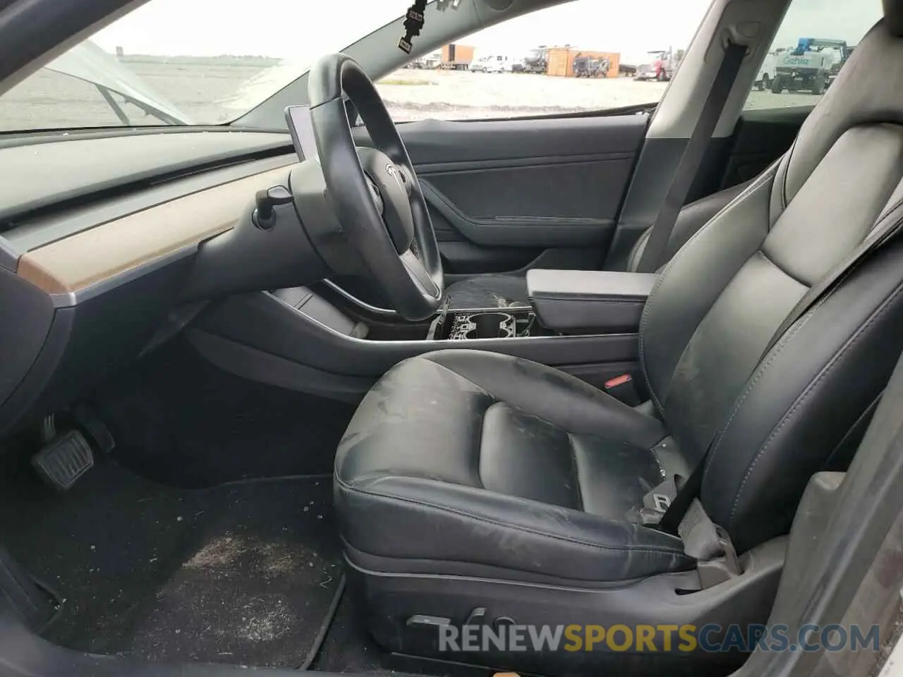 7 fotografías del automóvil dañado 5YJ3E1EBXKF389362 TESLA MODEL 3 2019