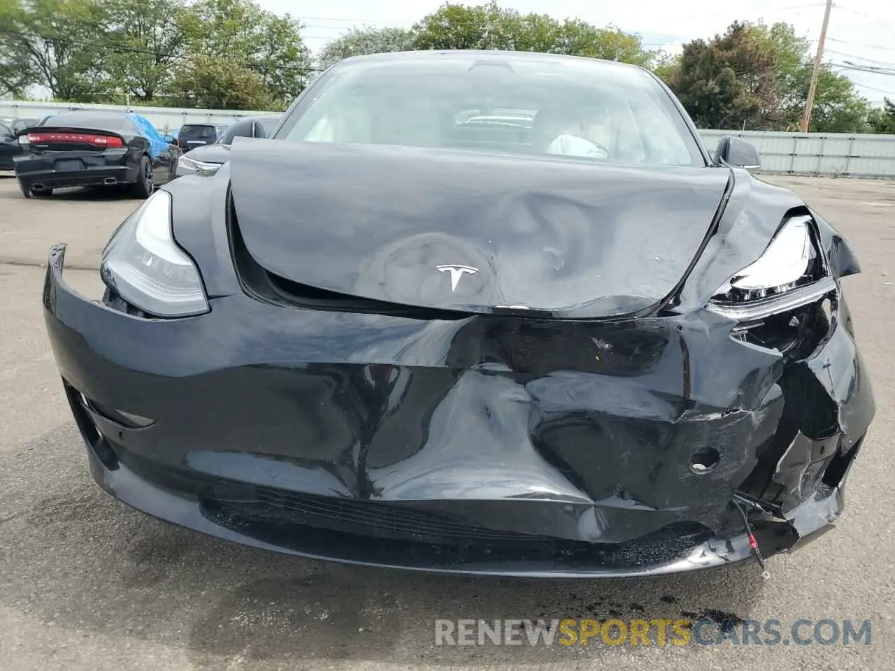 5 fotografías del automóvil dañado 5YJ3E1EBXKF392259 TESLA MODEL 3 2019