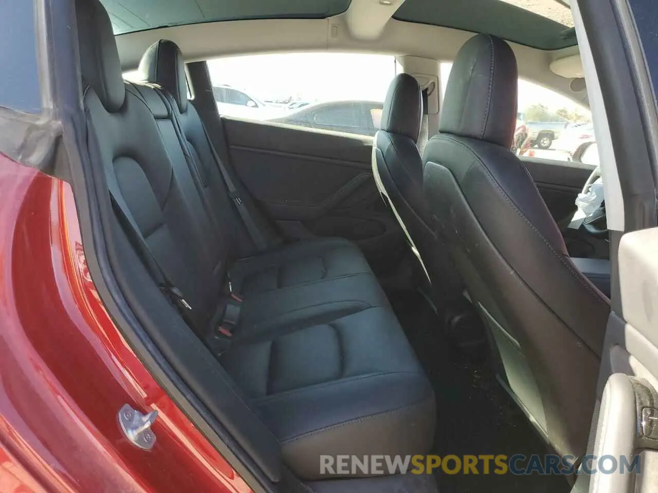 10 fotografías del automóvil dañado 5YJ3E1EBXKF413546 TESLA MODEL 3 2019