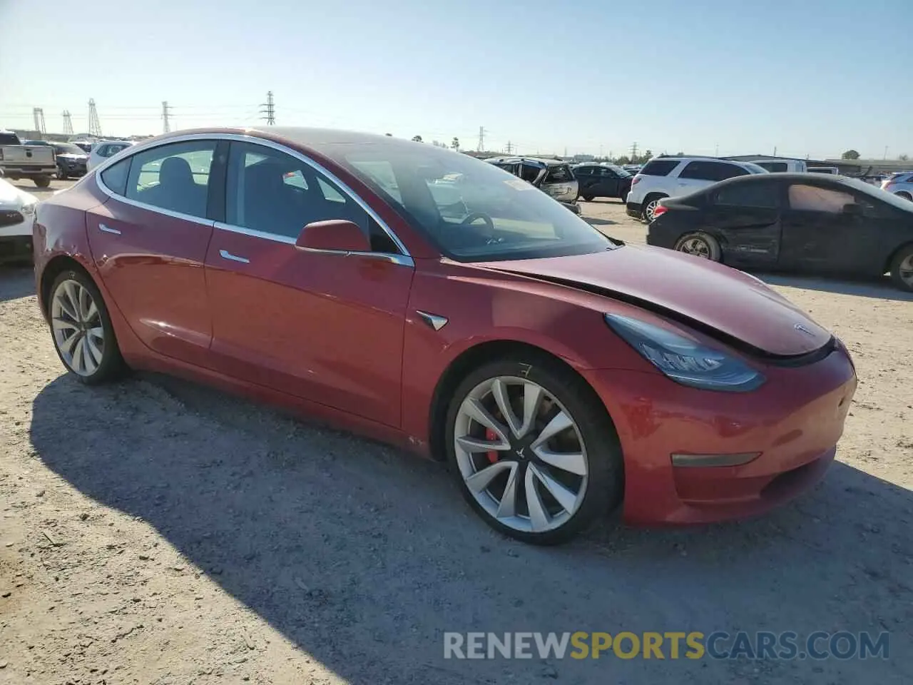 4 fotografías del automóvil dañado 5YJ3E1EBXKF413546 TESLA MODEL 3 2019