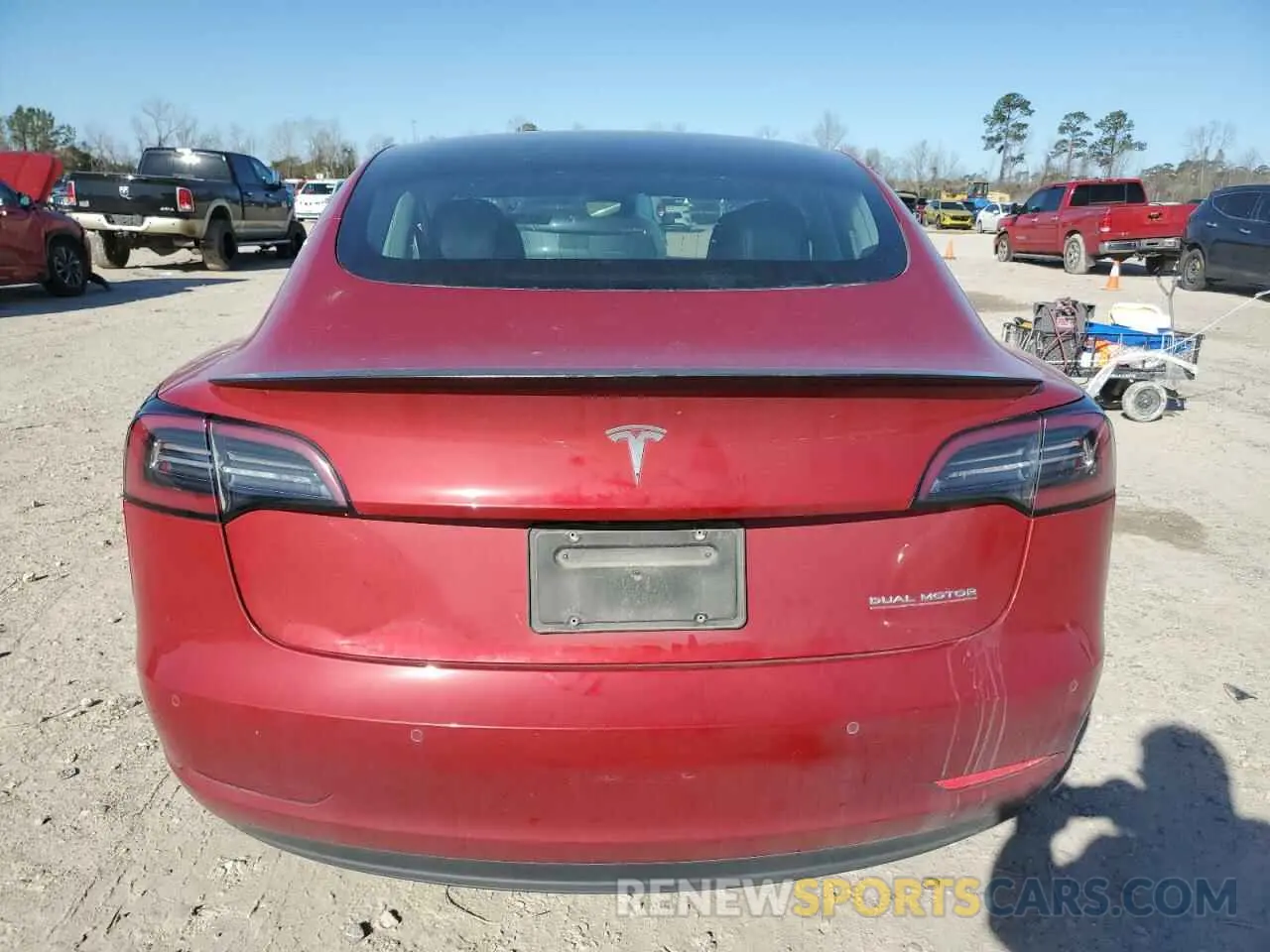 6 fotografías del automóvil dañado 5YJ3E1EBXKF413546 TESLA MODEL 3 2019
