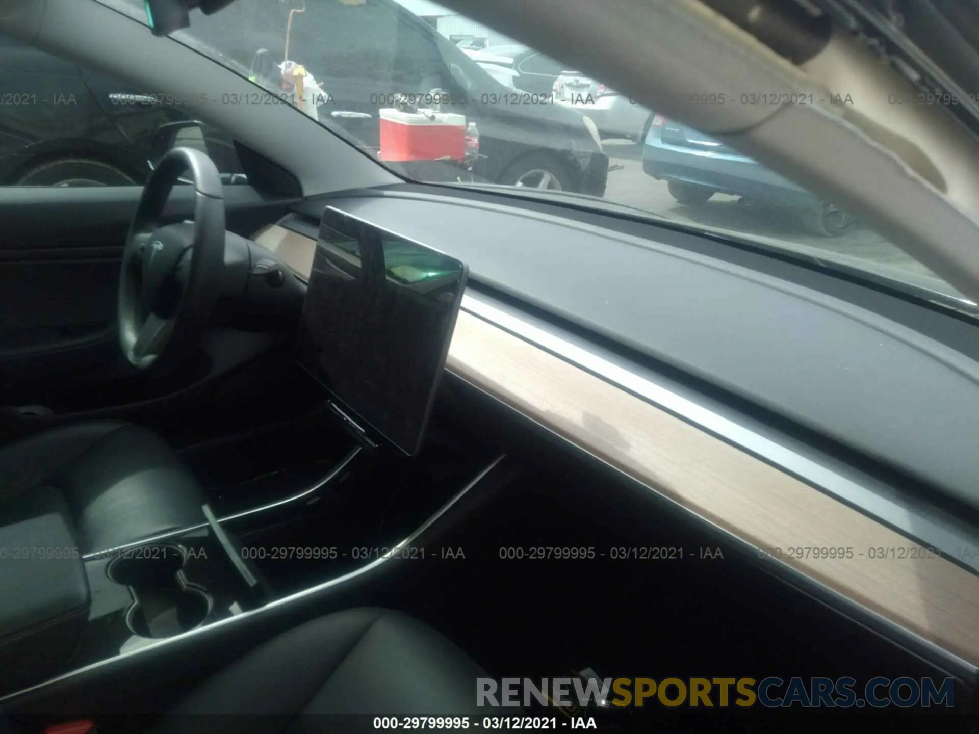 5 fotografías del automóvil dañado 5YJ3E1EBXKF433666 TESLA MODEL 3 2019