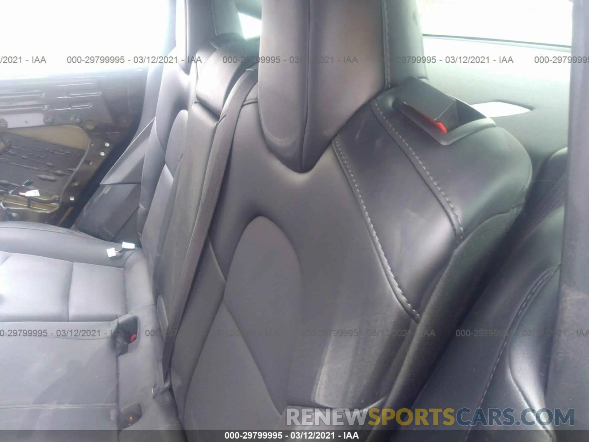 8 fotografías del automóvil dañado 5YJ3E1EBXKF433666 TESLA MODEL 3 2019