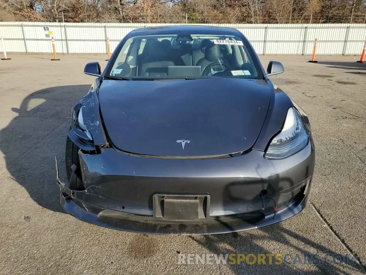 5 fotografías del automóvil dañado 5YJ3E1EBXKF441301 TESLA MODEL 3 2019