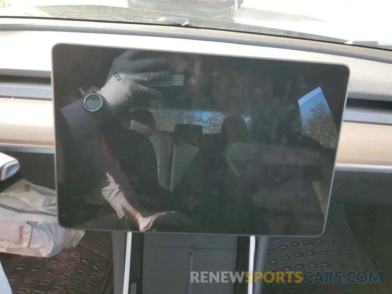 9 fotografías del automóvil dañado 5YJ3E1EBXKF441301 TESLA MODEL 3 2019