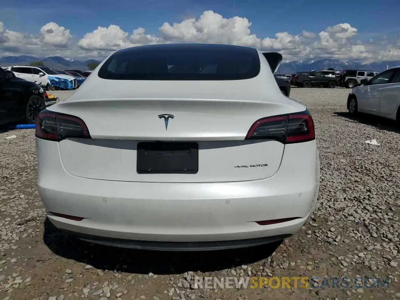6 fotografías del automóvil dañado 5YJ3E1EBXKF494161 TESLA MODEL 3 2019