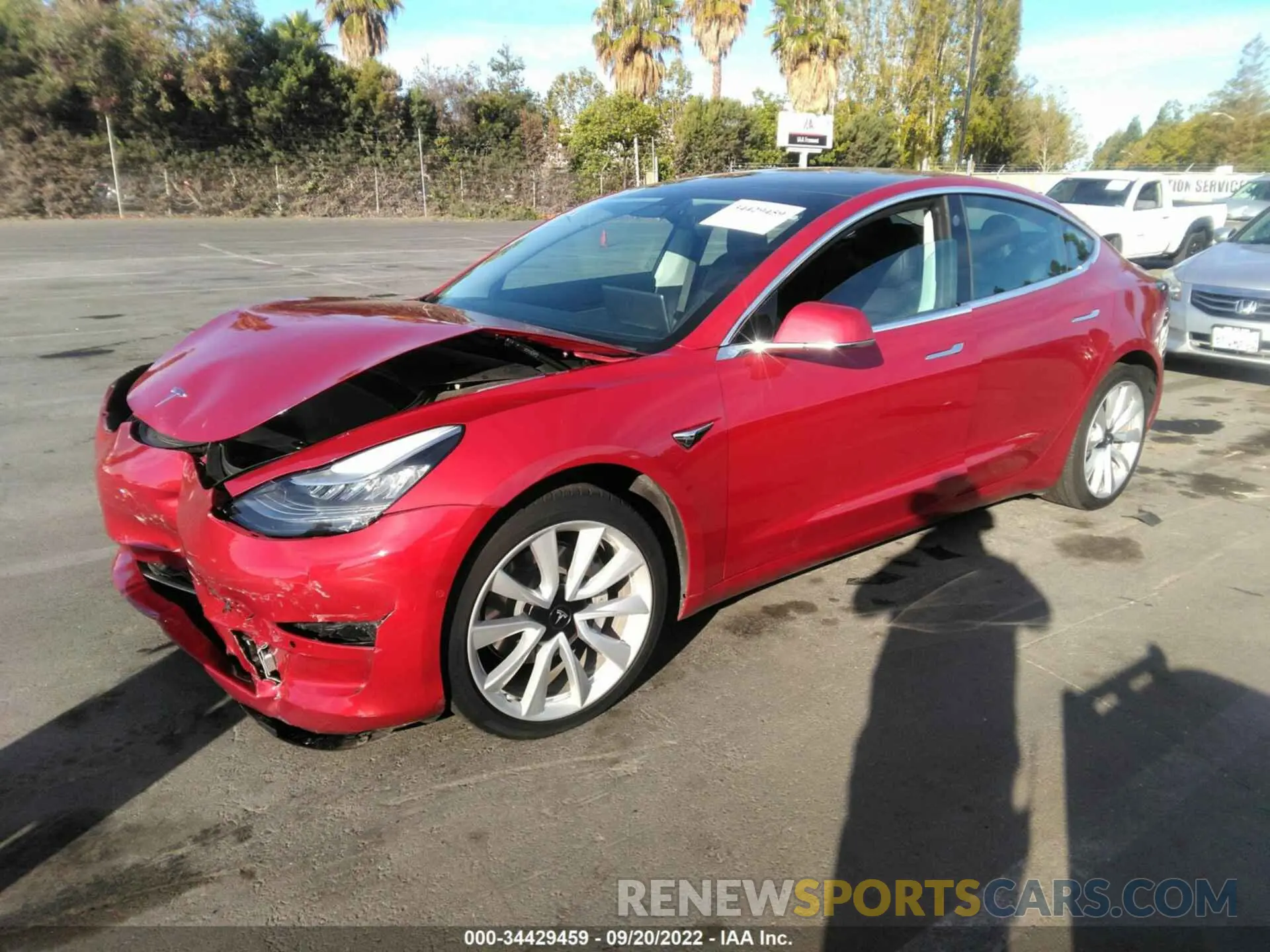 2 fotografías del automóvil dañado 5YJ3E1EBXKF521617 TESLA MODEL 3 2019