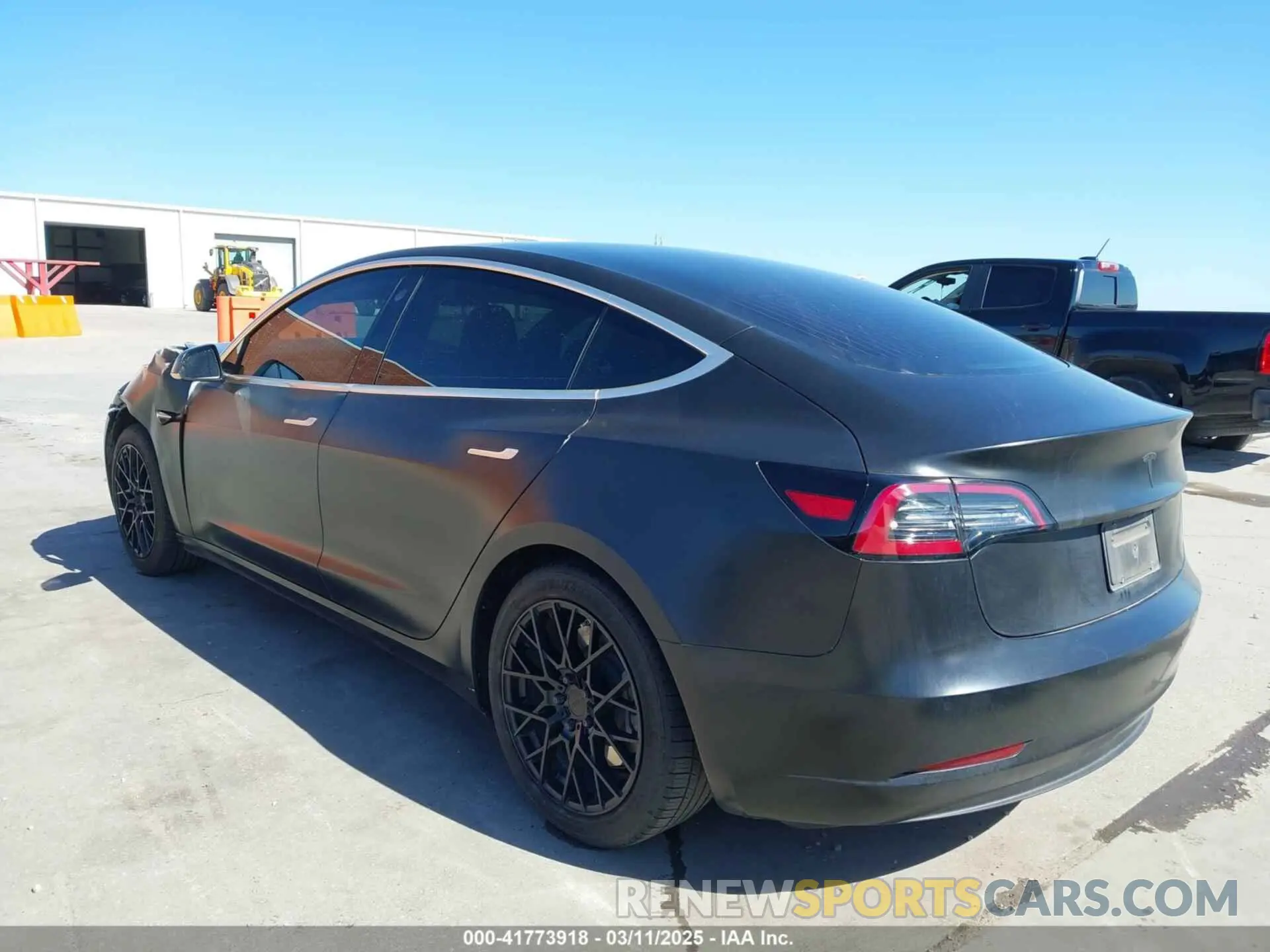 3 fotografías del automóvil dañado 5YJ3E1EA0LF597761 TESLA MODEL 3 2020