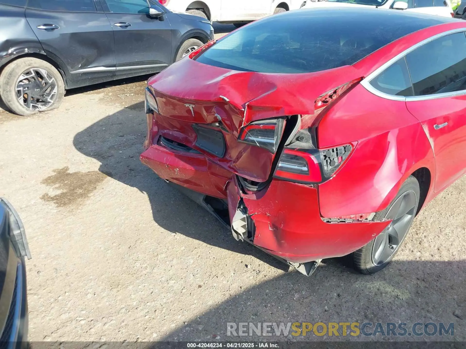 18 fotografías del automóvil dañado 5YJ3E1EA0LF611657 TESLA MODEL 3 2020