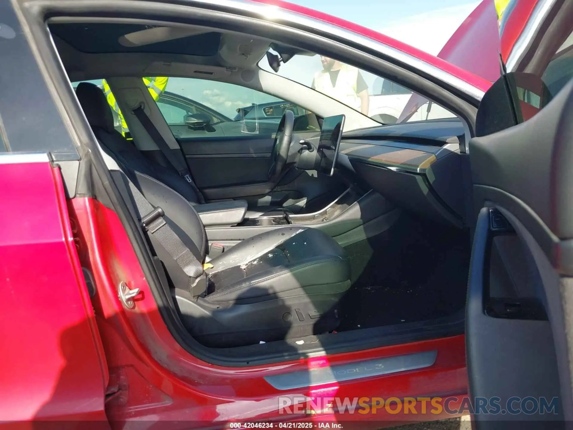 5 fotografías del automóvil dañado 5YJ3E1EA0LF611657 TESLA MODEL 3 2020