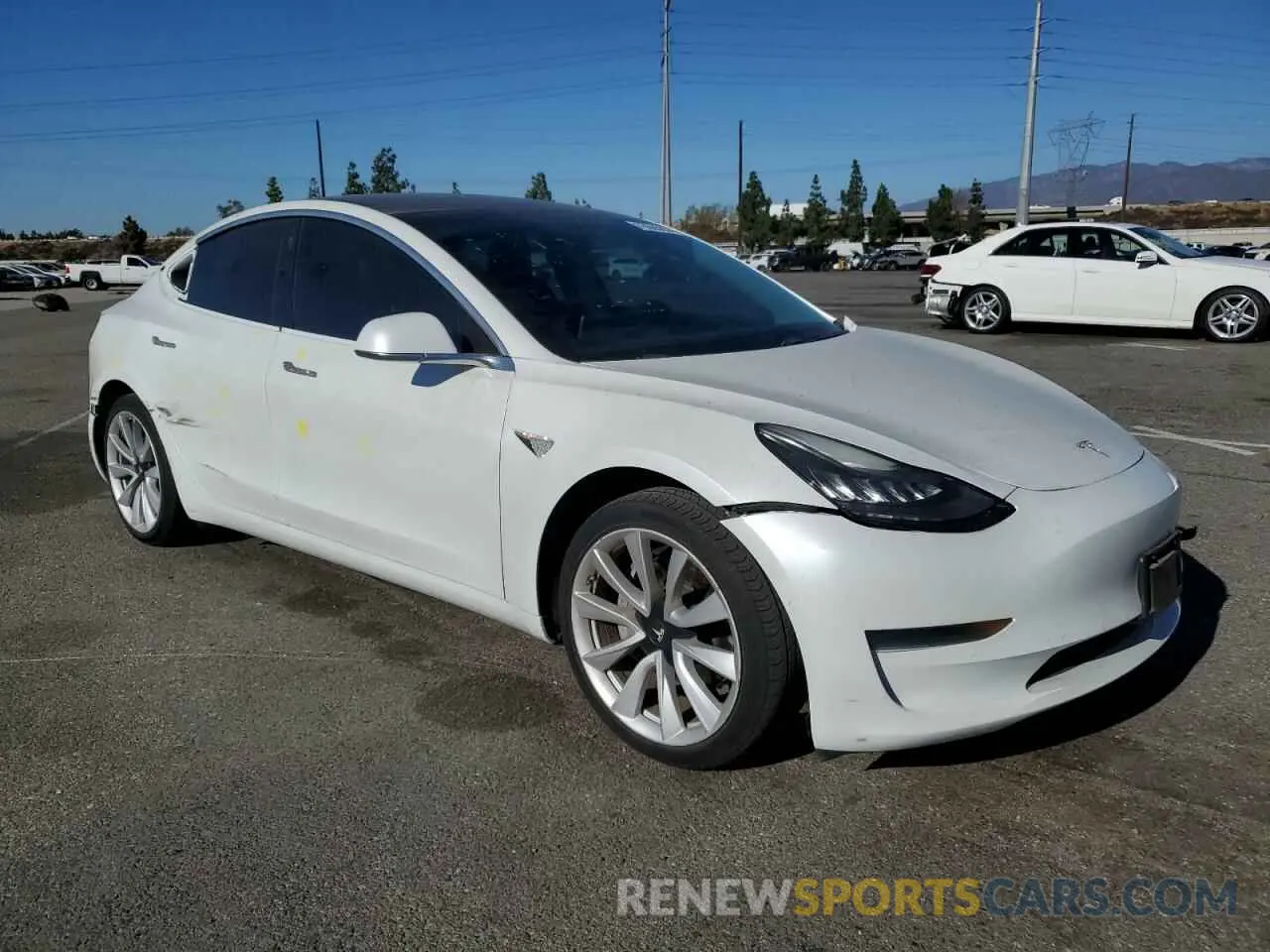 4 fotografías del automóvil dañado 5YJ3E1EA0LF634307 TESLA MODEL 3 2020
