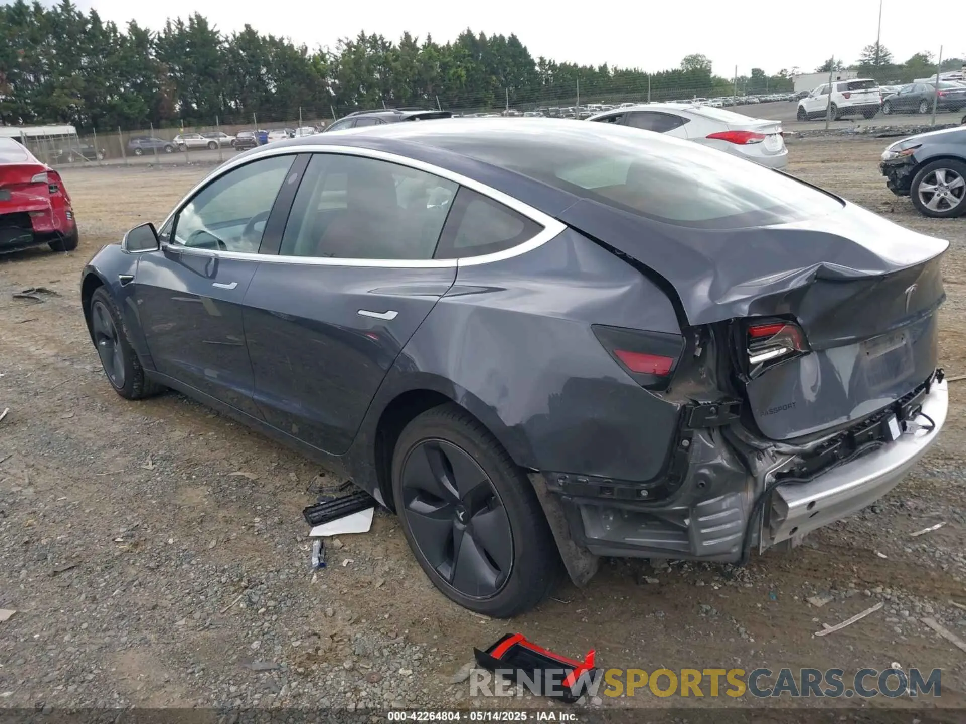 3 fotografías del automóvil dañado 5YJ3E1EA0LF658235 TESLA MODEL 3 2020