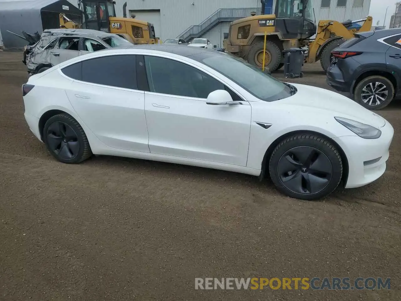 4 fotografías del automóvil dañado 5YJ3E1EA0LF715713 TESLA MODEL 3 2020