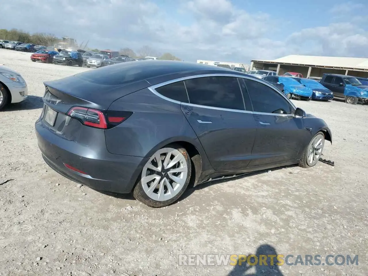 3 fotografías del automóvil dañado 5YJ3E1EA0LF717655 TESLA MODEL 3 2020