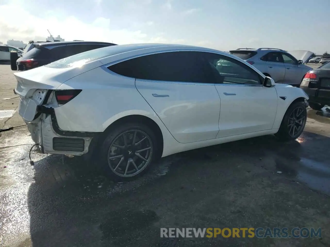 3 fotografías del automóvil dañado 5YJ3E1EA1LF598059 TESLA MODEL 3 2020