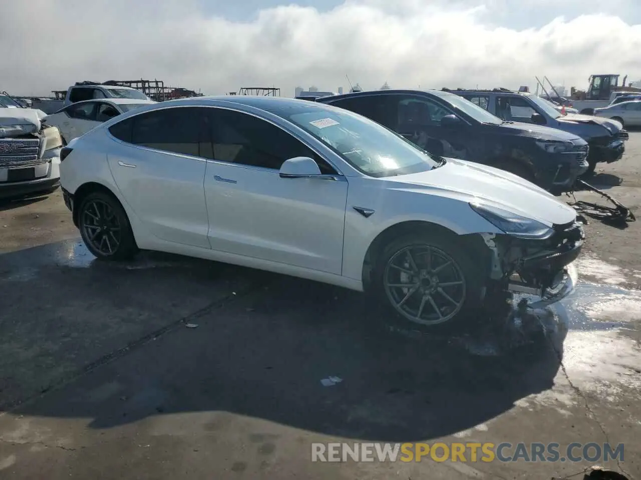4 fotografías del automóvil dañado 5YJ3E1EA1LF598059 TESLA MODEL 3 2020
