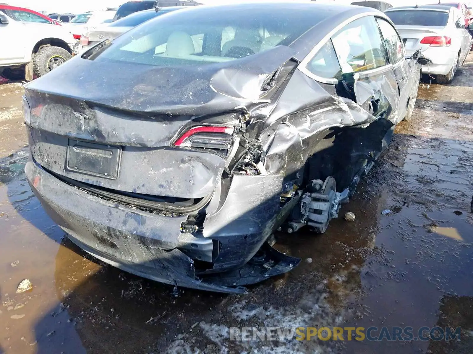 4 fotografías del automóvil dañado 5YJ3E1EA1LF599048 TESLA MODEL 3 2020