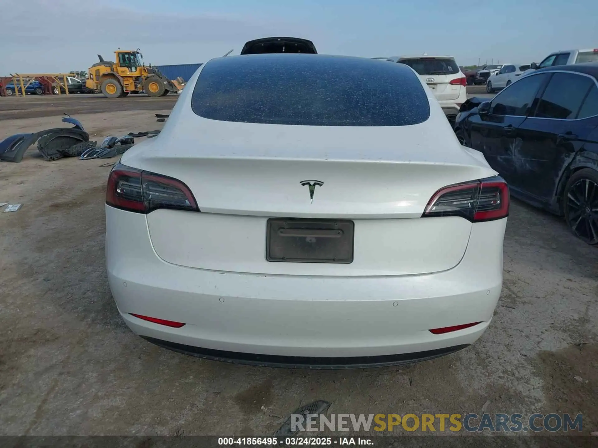 15 fotografías del automóvil dañado 5YJ3E1EA1LF660611 TESLA MODEL 3 2020