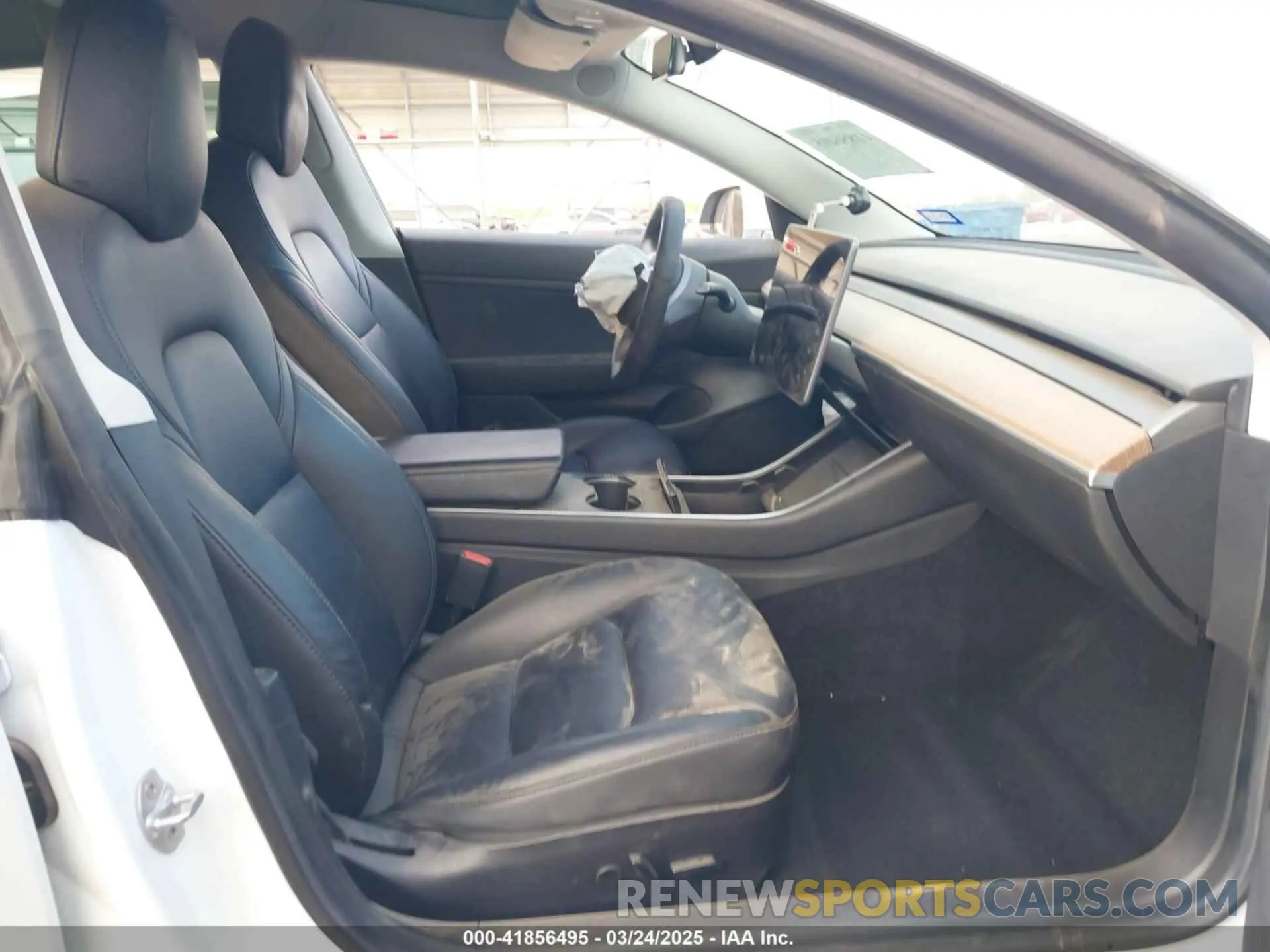 5 fotografías del automóvil dañado 5YJ3E1EA1LF660611 TESLA MODEL 3 2020