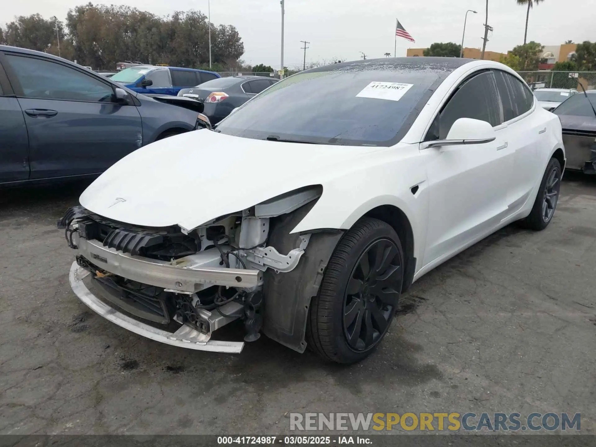 2 fotografías del automóvil dañado 5YJ3E1EA1LF706714 TESLA MODEL 3 2020