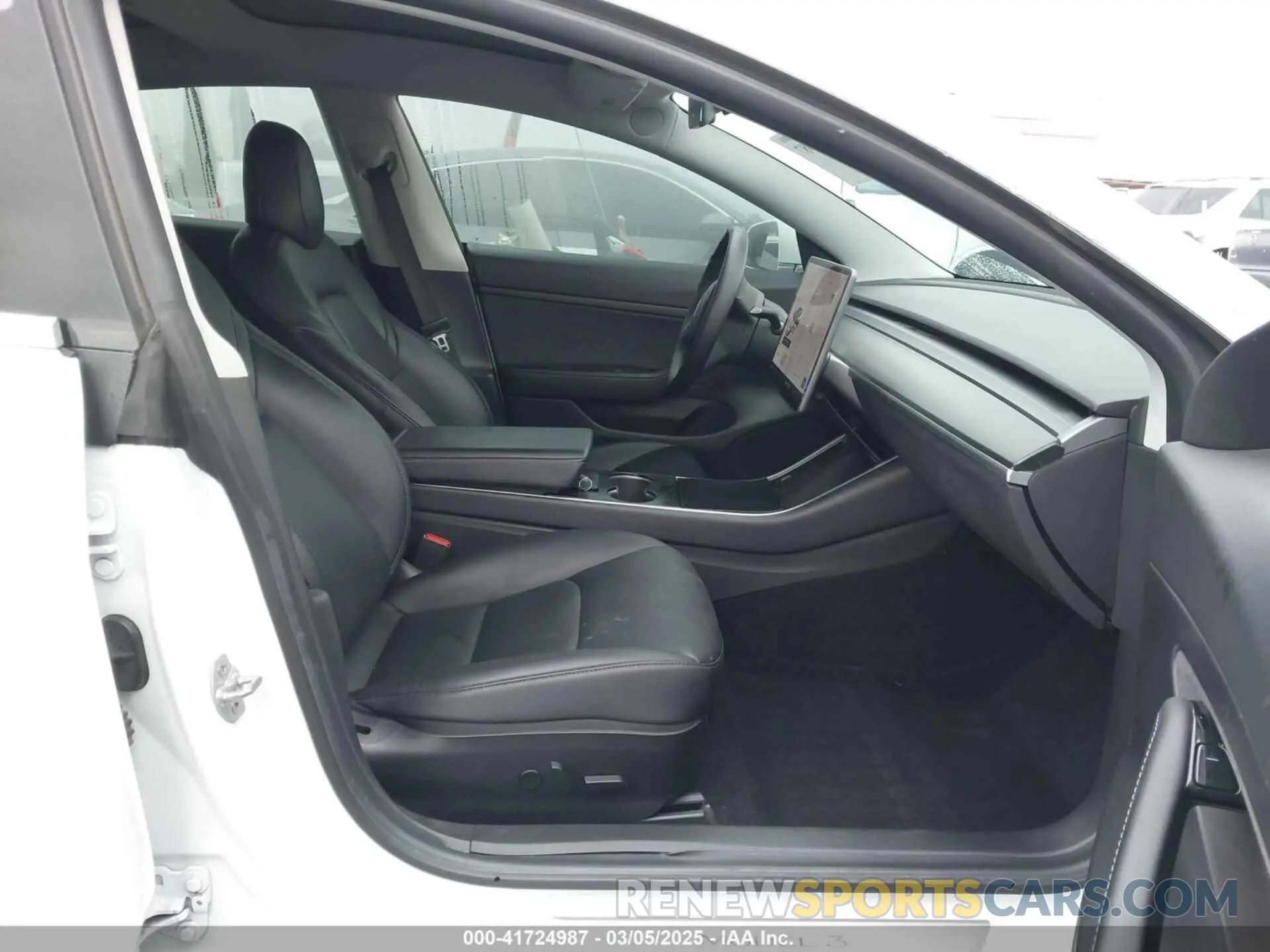 5 fotografías del automóvil dañado 5YJ3E1EA1LF706714 TESLA MODEL 3 2020