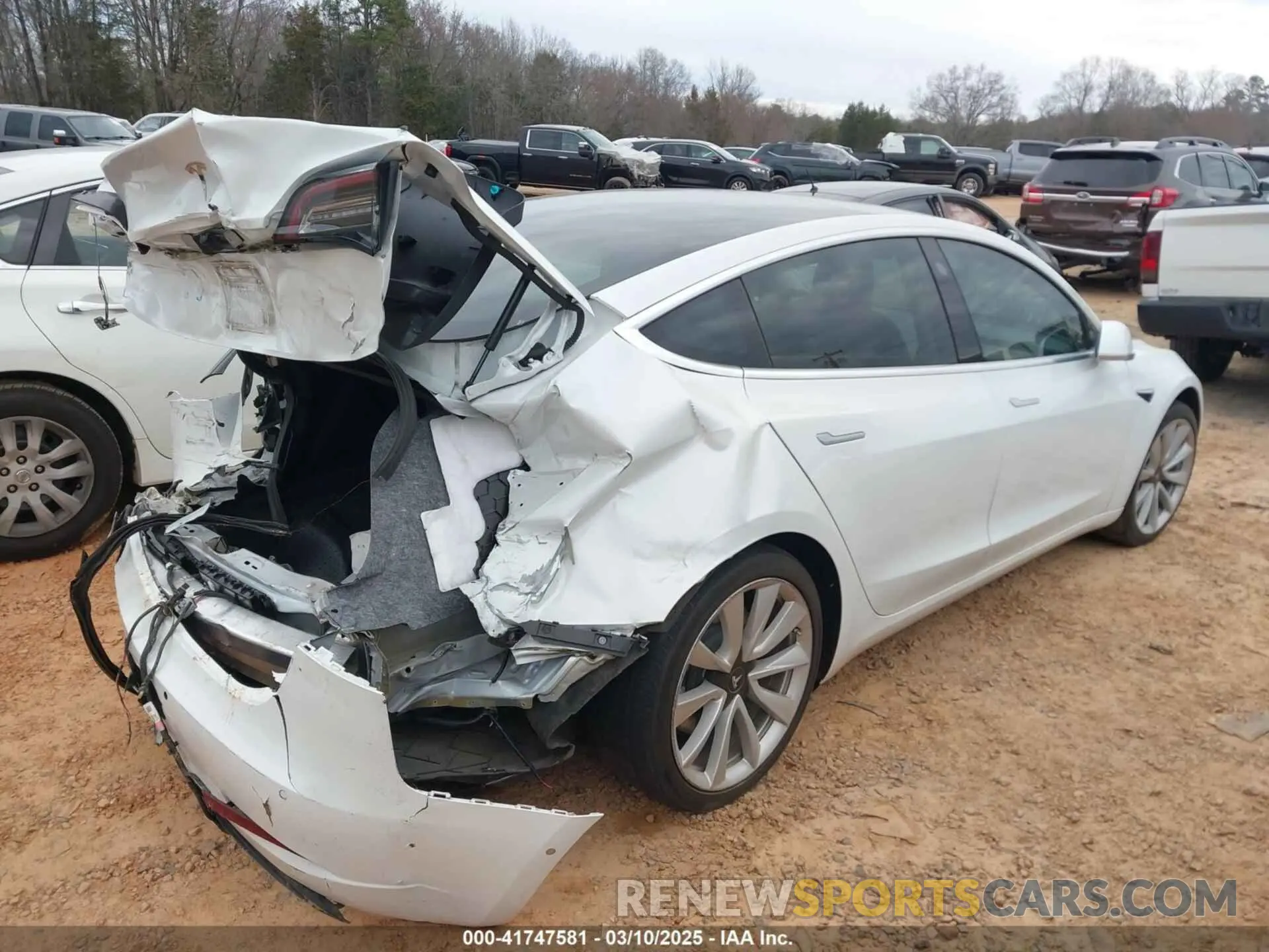 4 fotografías del automóvil dañado 5YJ3E1EA1LF738062 TESLA MODEL 3 2020