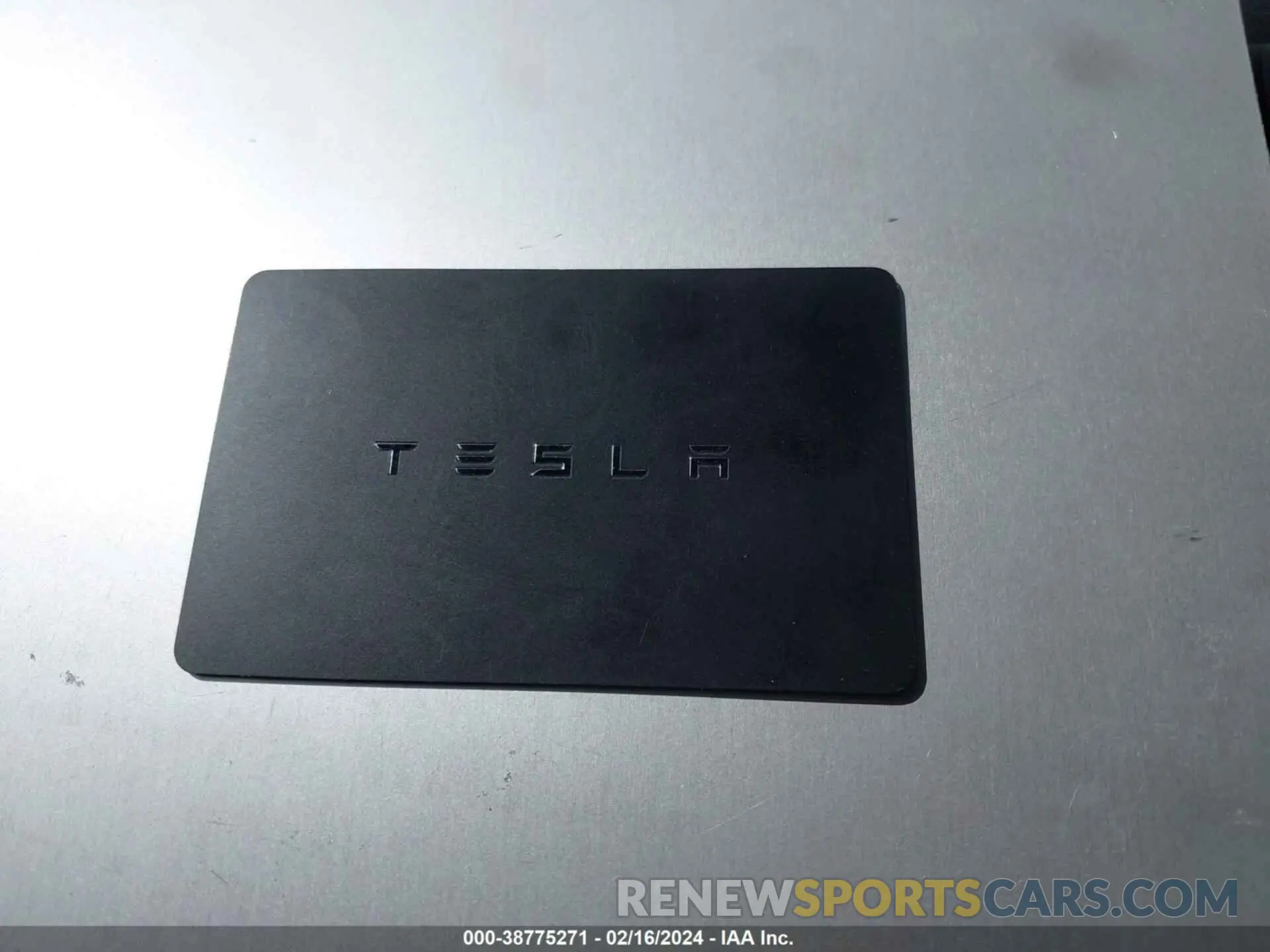 11 fotografías del automóvil dañado 5YJ3E1EA1LF739891 TESLA MODEL 3 2020