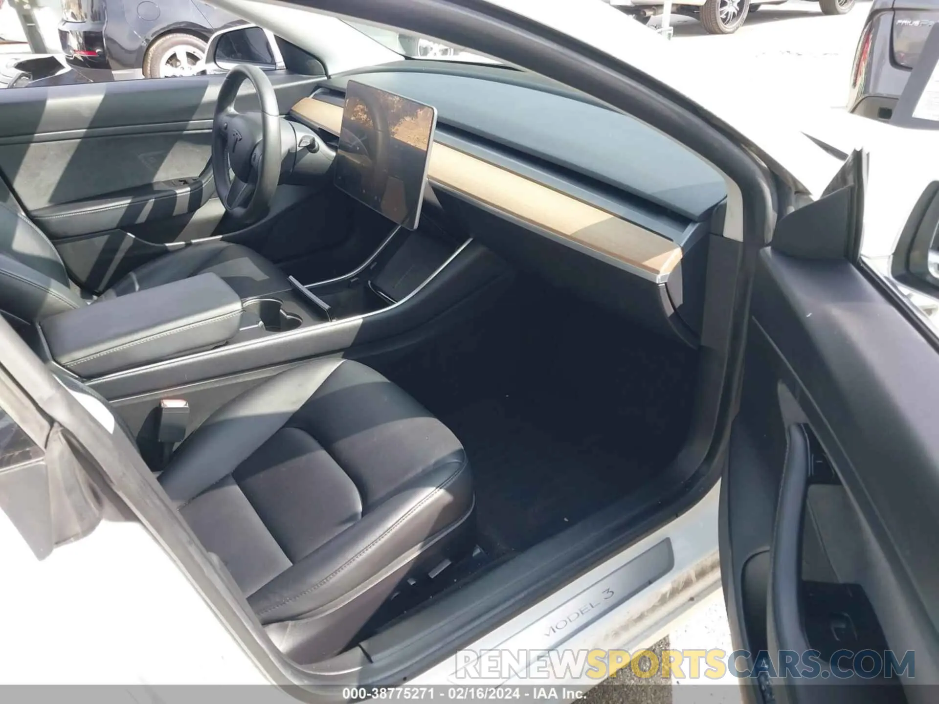 5 fotografías del automóvil dañado 5YJ3E1EA1LF739891 TESLA MODEL 3 2020