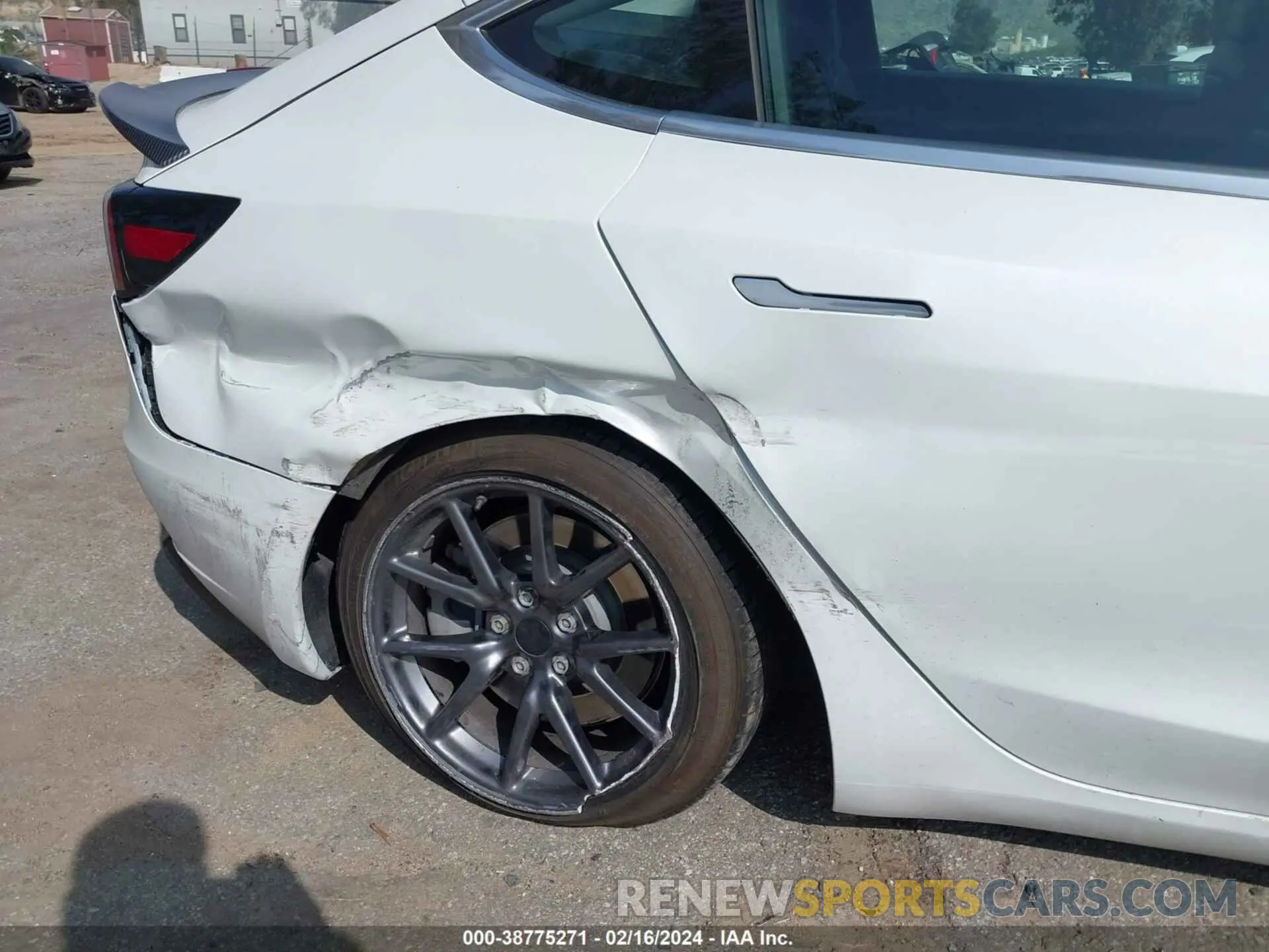 6 fotografías del automóvil dañado 5YJ3E1EA1LF739891 TESLA MODEL 3 2020