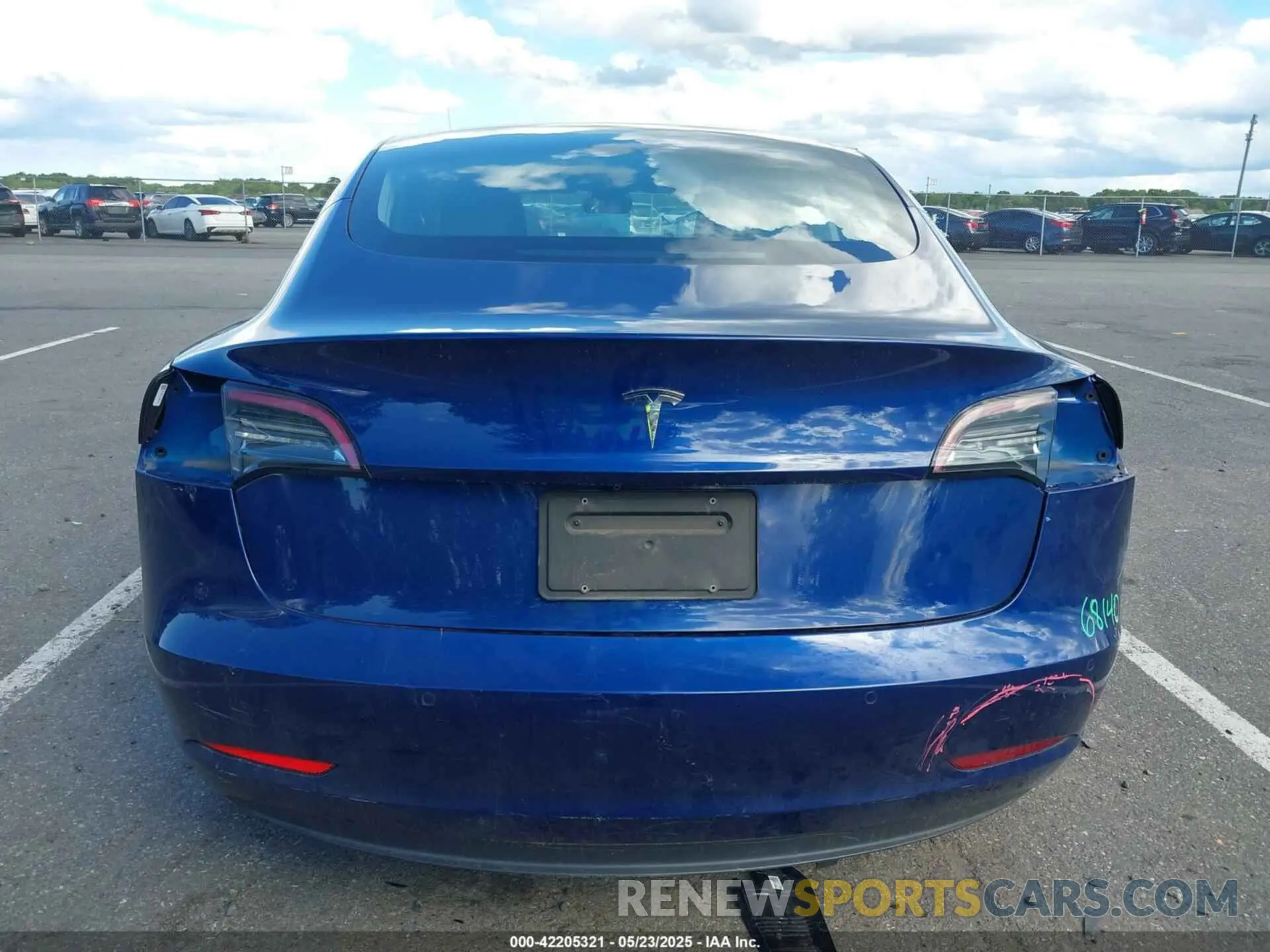 16 fotografías del automóvil dañado 5YJ3E1EA1LF745688 TESLA MODEL 3 2020