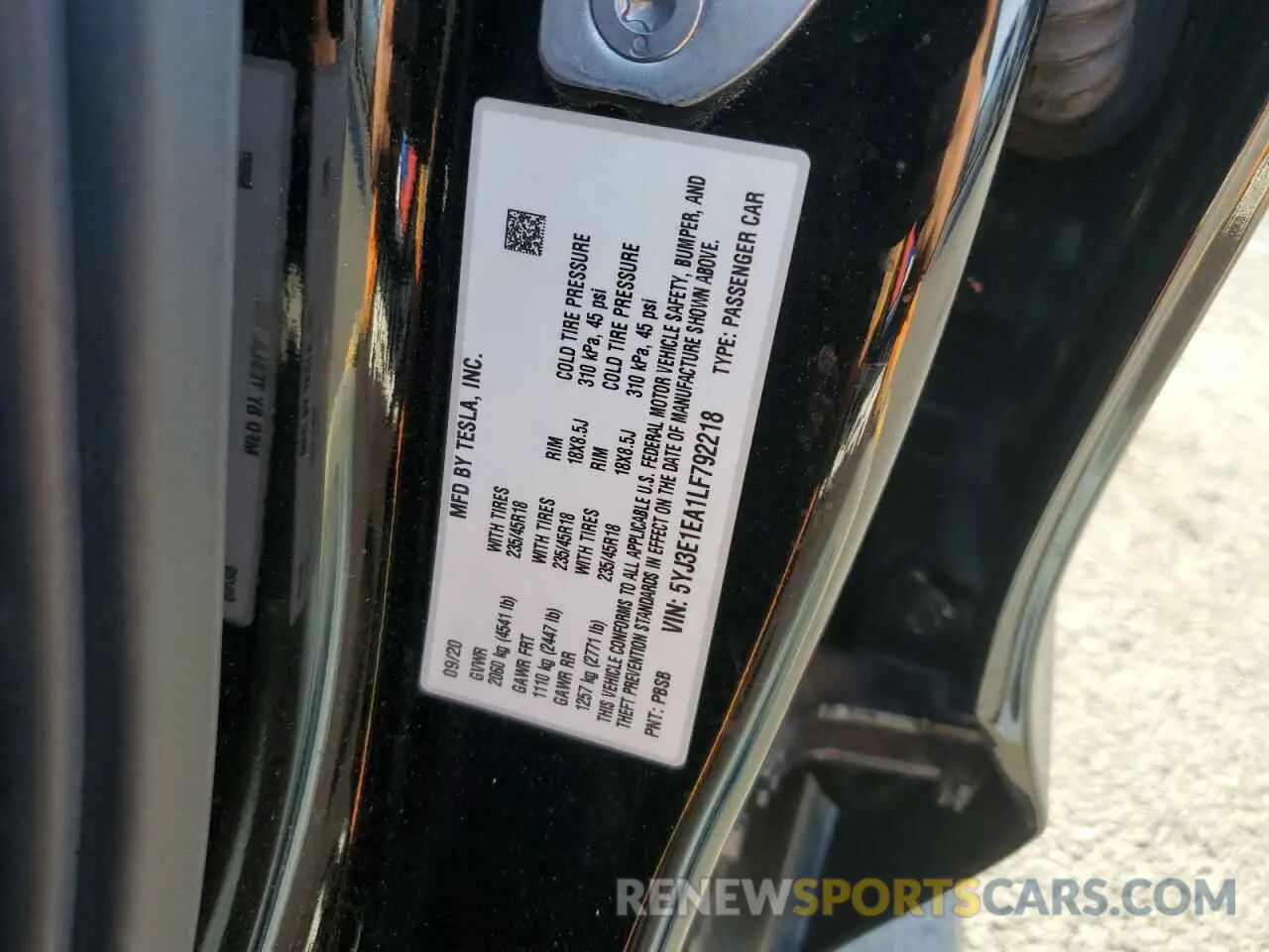13 fotografías del automóvil dañado 5YJ3E1EA1LF792218 TESLA MODEL 3 2020